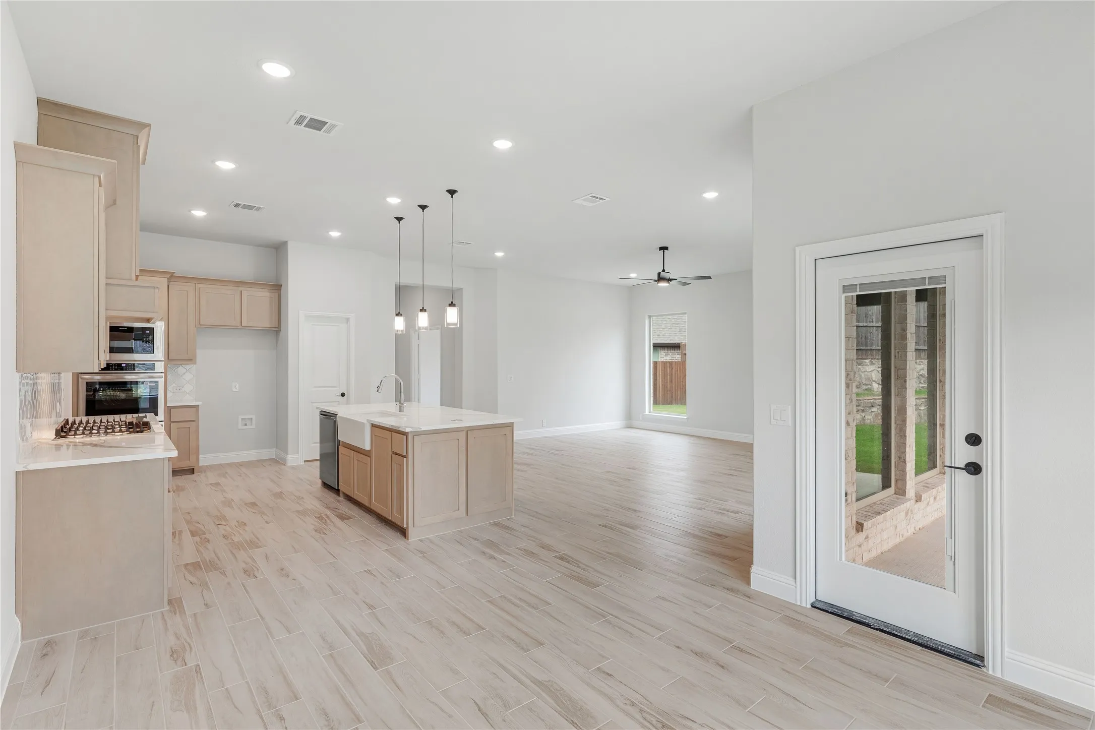 Single Family Residence For Sale in Ellis County , 1044 Quincy Drive, Red Oak, Texas 75154, 3 Bedroom, 3 Bathroom, 2 Garage spaces, 2,527 Sqft, built in 2026, mls#21307216, Real Estate Agent in Red Oak, Homes For Sale in Ellis county, Homes For Sale in Red Oak, Realtor in Red Oak Texas, Real Estate Brokerage Independent Realty Texas, Luminita Cordes Realtor
