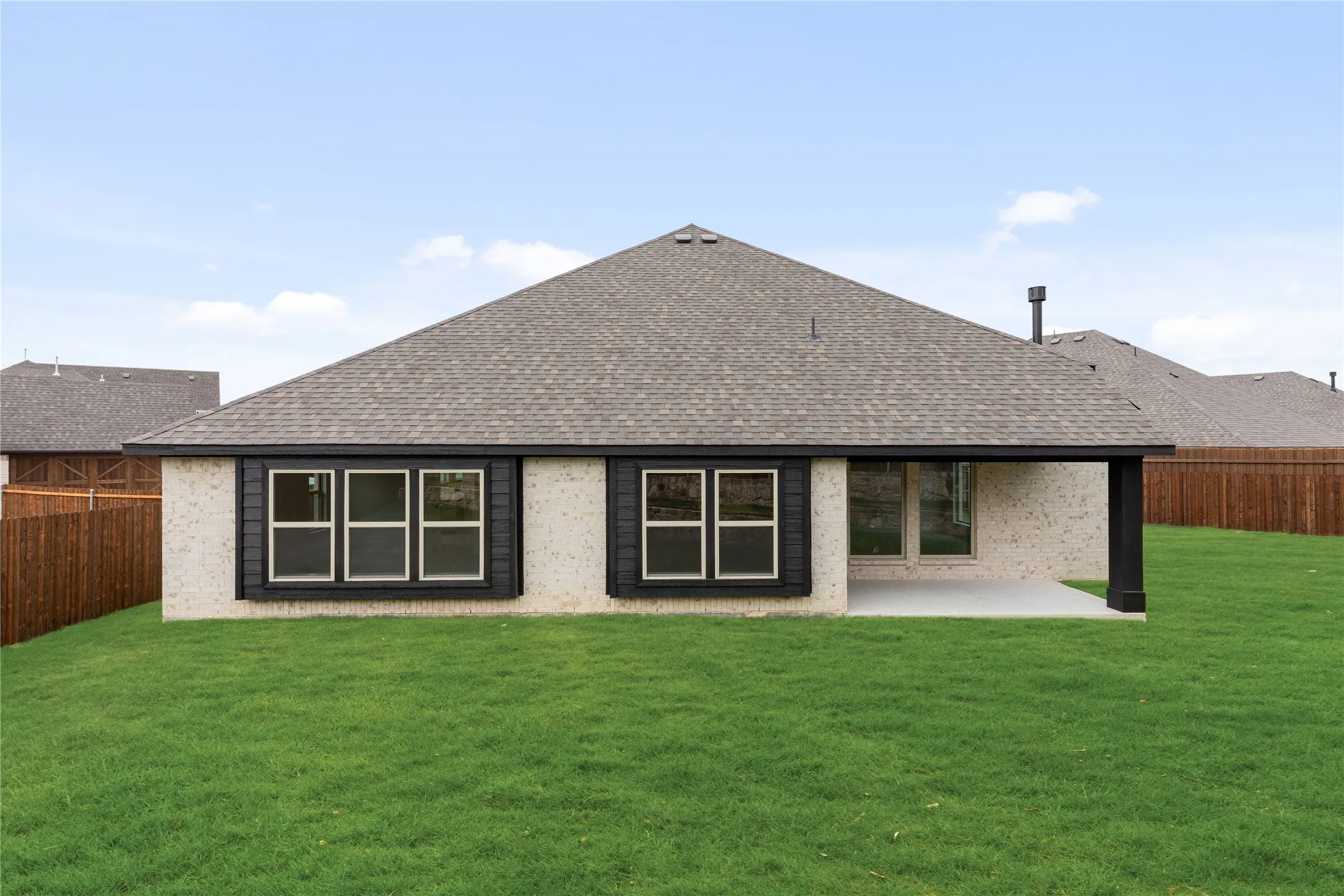 Single Family Residence For Sale in Ellis County , 1044 Quincy Drive, Red Oak, Texas 75154, 3 Bedroom, 3 Bathroom, 2 Garage spaces, 2,527 Sqft, built in 2026, mls#21307216, Real Estate Agent in Red Oak, Homes For Sale in Ellis county, Homes For Sale in Red Oak, Realtor in Red Oak Texas, Real Estate Brokerage Independent Realty Texas, Luminita Cordes Realtor