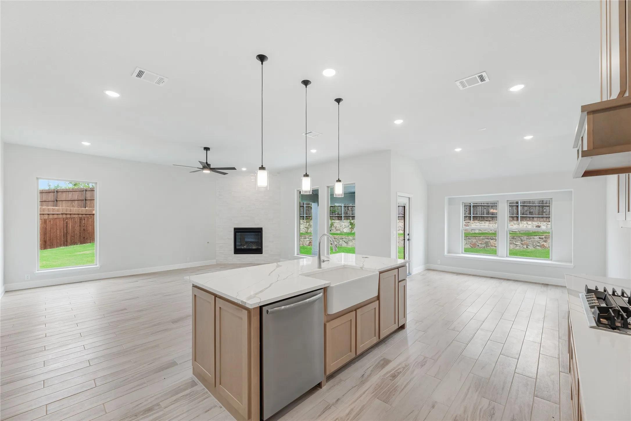Single Family Residence For Sale in Ellis County , 1044 Quincy Drive, Red Oak, Texas 75154, 3 Bedroom, 3 Bathroom, 2 Garage spaces, 2,527 Sqft, built in 2026, mls#21307216, Real Estate Agent in Red Oak, Homes For Sale in Ellis county, Homes For Sale in Red Oak, Realtor in Red Oak Texas, Real Estate Brokerage Independent Realty Texas, Luminita Cordes Realtor