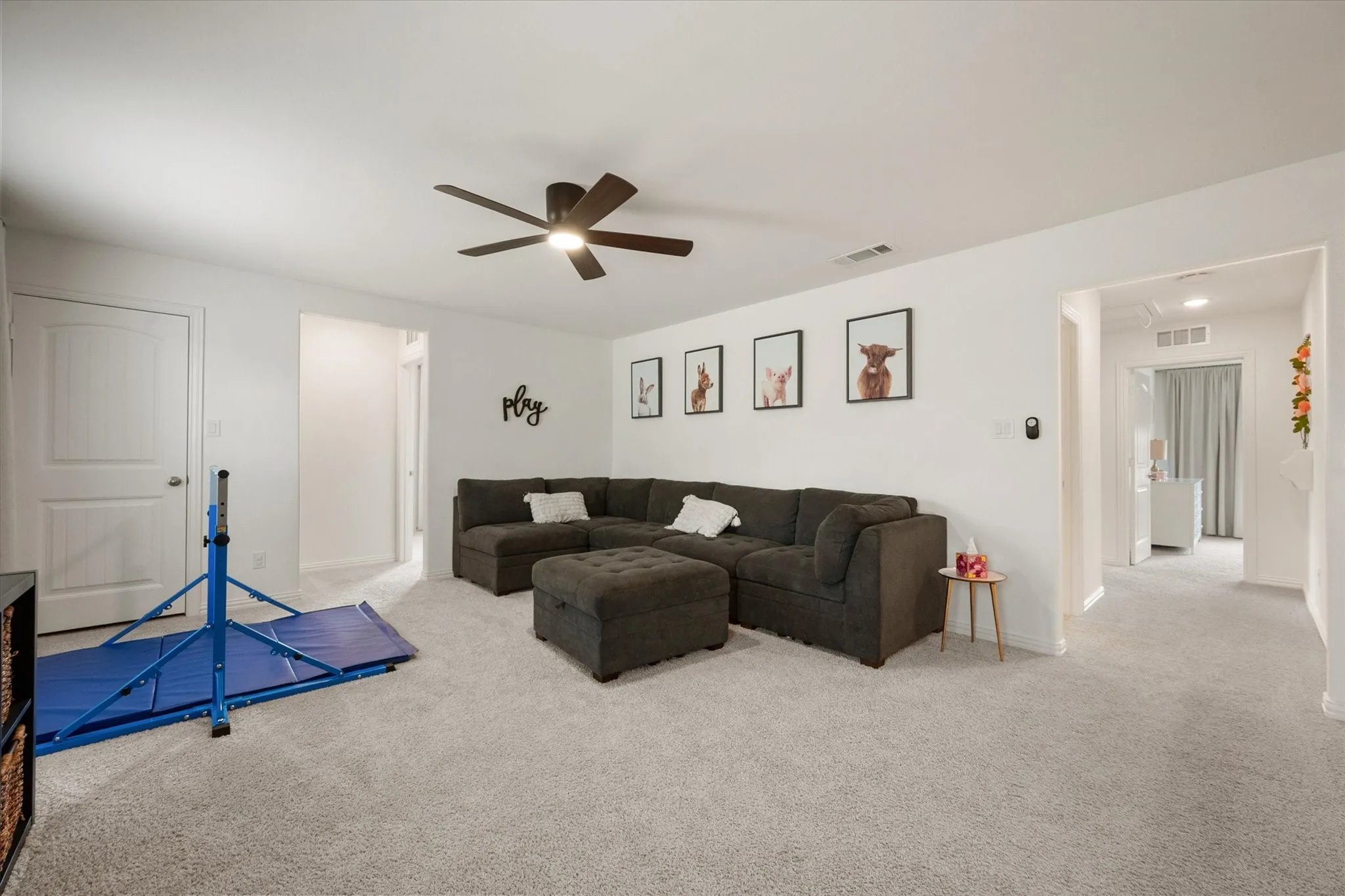 Single Family Residence For Sale in Parker County , 1536 Sidewinder Trail, Weatherford, Texas 76087, 4 Bedroom, 3 Bathroom, 3 Garage spaces, 2,782 Sqft, built in 2022, mls#21295764, Real Estate Agent in Weatherford, Homes For Sale in Parker county, Homes For Sale in Weatherford, Realtor in Weatherford Texas, Real Estate Brokerage Independent Realty Texas, Luminita Cordes Realtor