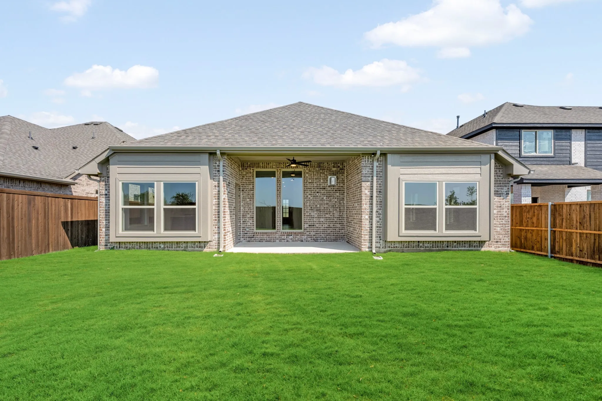 Single Family Residence For Sale in Rockwall County , 2153 Rio Piedra Drive, Royse City, Texas 75189, 3 Bedroom, 3 Bathroom, 2 Garage spaces, 2,102 Sqft, built in 2026, mls#21307233, Real Estate Agent in Royse City, Homes For Sale in Rockwall county, Homes For Sale in Royse City, Realtor in Royse City Texas, Real Estate Brokerage Independent Realty Texas, Luminita Cordes Realtor