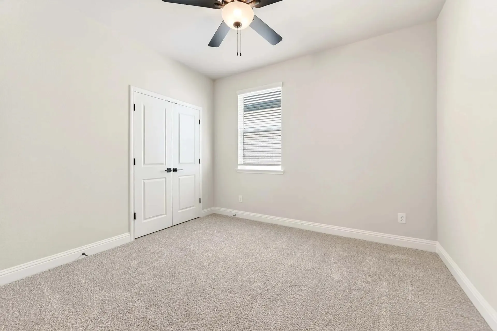 Single Family Residence For Sale in Kaufman County , 3525 Kemp Drive, Heartland, Texas 75114, 3 Bedroom, 3 Bathroom, 2 Garage spaces, 2,072 Sqft, built in 2026, mls#21307236, Real Estate Agent in Heartland, Homes For Sale in Kaufman county, Homes For Sale in Heartland, Realtor in Heartland Texas, Real Estate Brokerage Independent Realty Texas, Luminita Cordes Realtor