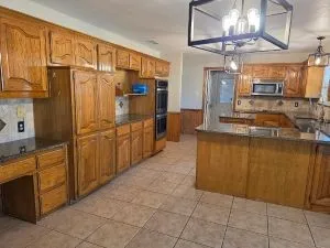 Single Family Residence For Sale in Ellis County , 912 Summer Hill Lane, Red Oak, Texas 75154, 3 Bedroom, 3 Bathroom, 3 Garage spaces, 2,602 Sqft, built in 1990, mls#21307249, Real Estate Agent in Red Oak, Homes For Sale in Ellis county, Homes For Sale in Red Oak, Realtor in Red Oak Texas, Real Estate Brokerage Independent Realty Texas, Luminita Cordes Realtor