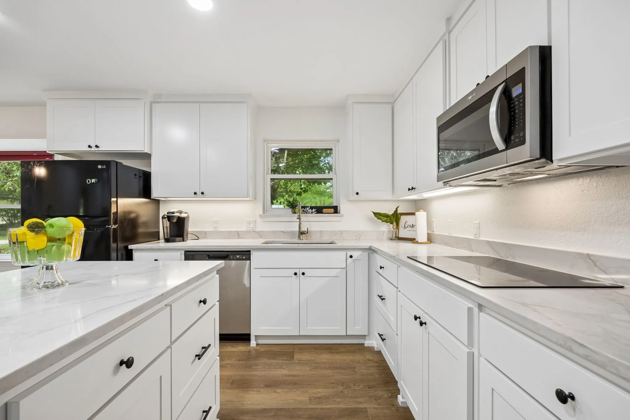 Single Family Residence For Sale in Collin County , 5291 Pecan Place Drive, Mc Kinney, Texas 75071, 4 Bedroom, 3 Bathroom, 2 Garage spaces, 3,480 Sqft, built in 1984, mls#21179951, Real Estate Agent in Mc Kinney, Homes For Sale in Collin county, Homes For Sale in Mc Kinney, Realtor in Mc Kinney Texas, Real Estate Brokerage Independent Realty Texas, Luminita Cordes Realtor