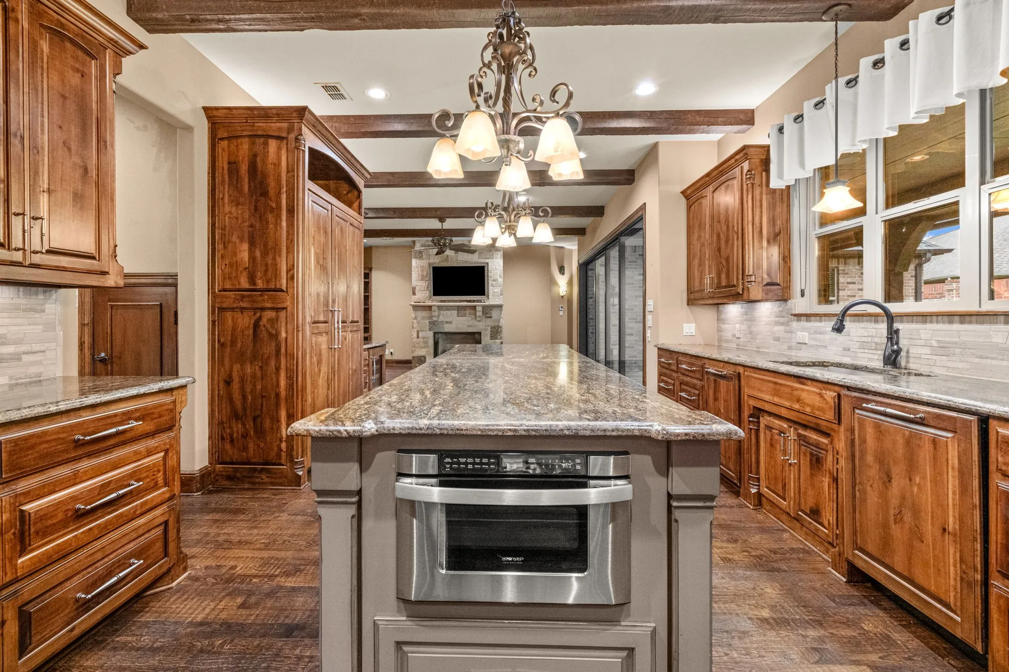 Single Family Residence For Sale in Tarrant County , 4532 Elm River Court, Fort Worth, Texas 76116, 4 Bedroom, 4 Bathroom, 2 Garage spaces, 4,118 Sqft, built in 2013, mls#21297168, Real Estate Agent in Fort Worth, Homes For Sale in Tarrant county, Homes For Sale in Fort Worth, Realtor in Fort Worth Texas, Real Estate Brokerage Independent Realty Texas, Luminita Cordes Realtor