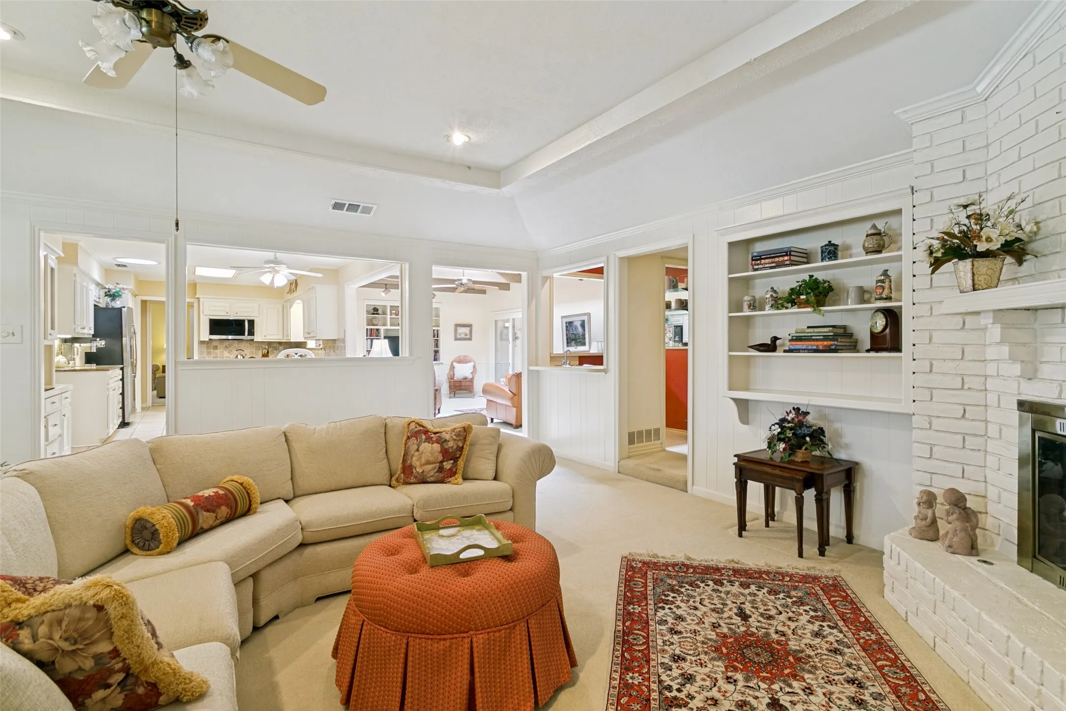 Single Family Residence For Sale in Dallas County , 2731 Wagonwheel Drive, Carrollton, Texas 75006, 4 Bedroom, 3 Bathroom, 2 Garage spaces, 2,760 Sqft, built in 1974, mls#21307088, Real Estate Agent in Carrollton, Homes For Sale in Dallas county, Homes For Sale in Carrollton, Realtor in Carrollton Texas, Real Estate Brokerage Independent Realty Texas, Luminita Cordes Realtor