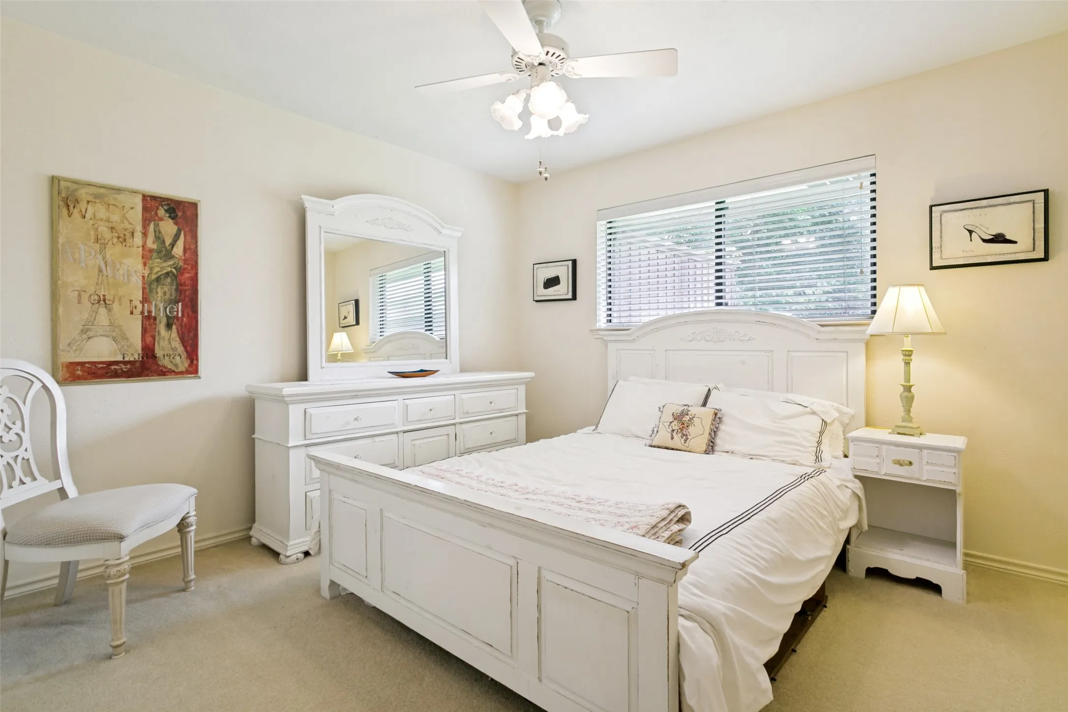 Single Family Residence For Sale in Dallas County , 2731 Wagonwheel Drive, Carrollton, Texas 75006, 4 Bedroom, 3 Bathroom, 2 Garage spaces, 2,760 Sqft, built in 1974, mls#21307088, Real Estate Agent in Carrollton, Homes For Sale in Dallas county, Homes For Sale in Carrollton, Realtor in Carrollton Texas, Real Estate Brokerage Independent Realty Texas, Luminita Cordes Realtor
