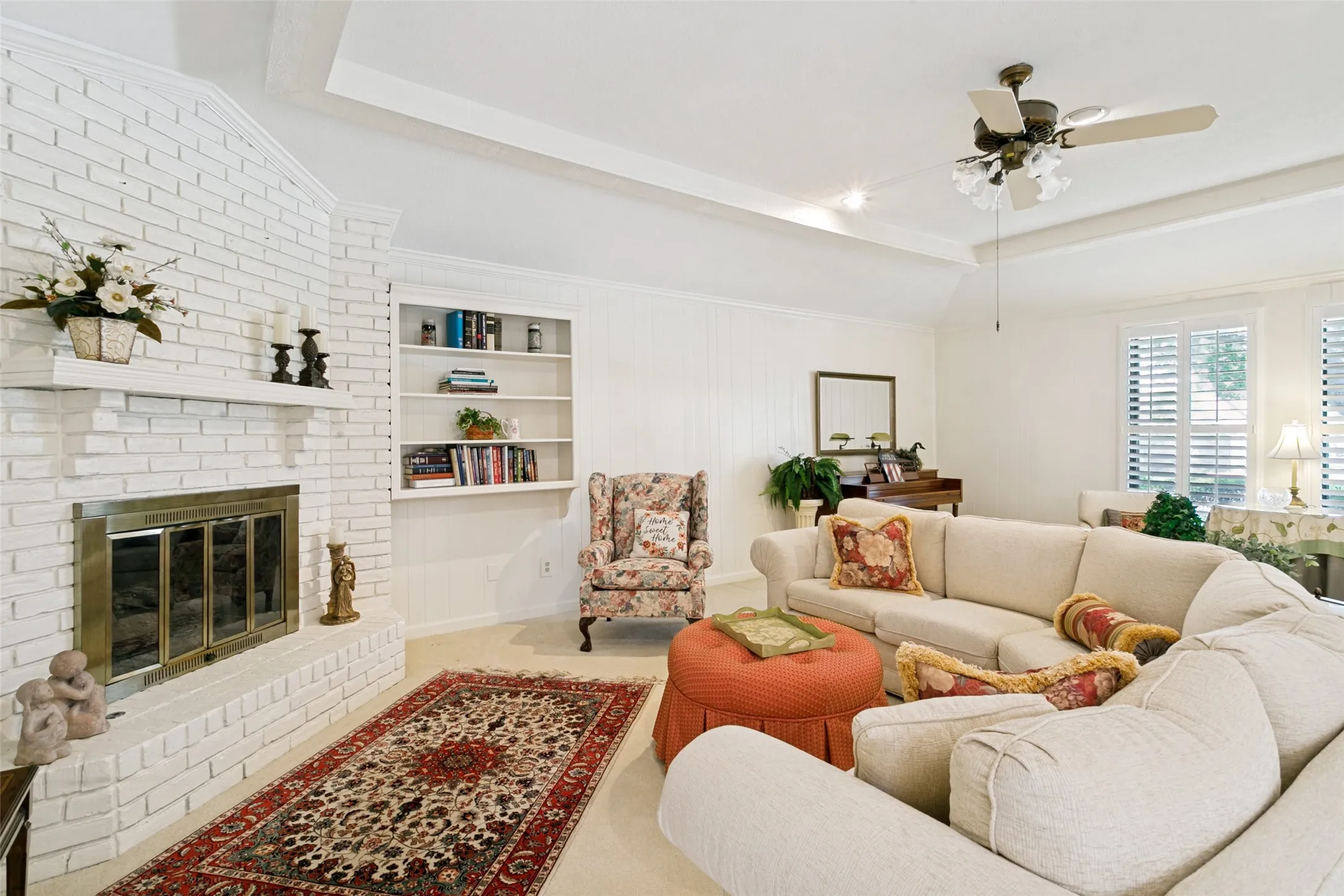 Single Family Residence For Sale in Dallas County , 2731 Wagonwheel Drive, Carrollton, Texas 75006, 4 Bedroom, 3 Bathroom, 2 Garage spaces, 2,760 Sqft, built in 1974, mls#21307088, Real Estate Agent in Carrollton, Homes For Sale in Dallas county, Homes For Sale in Carrollton, Realtor in Carrollton Texas, Real Estate Brokerage Independent Realty Texas, Luminita Cordes Realtor