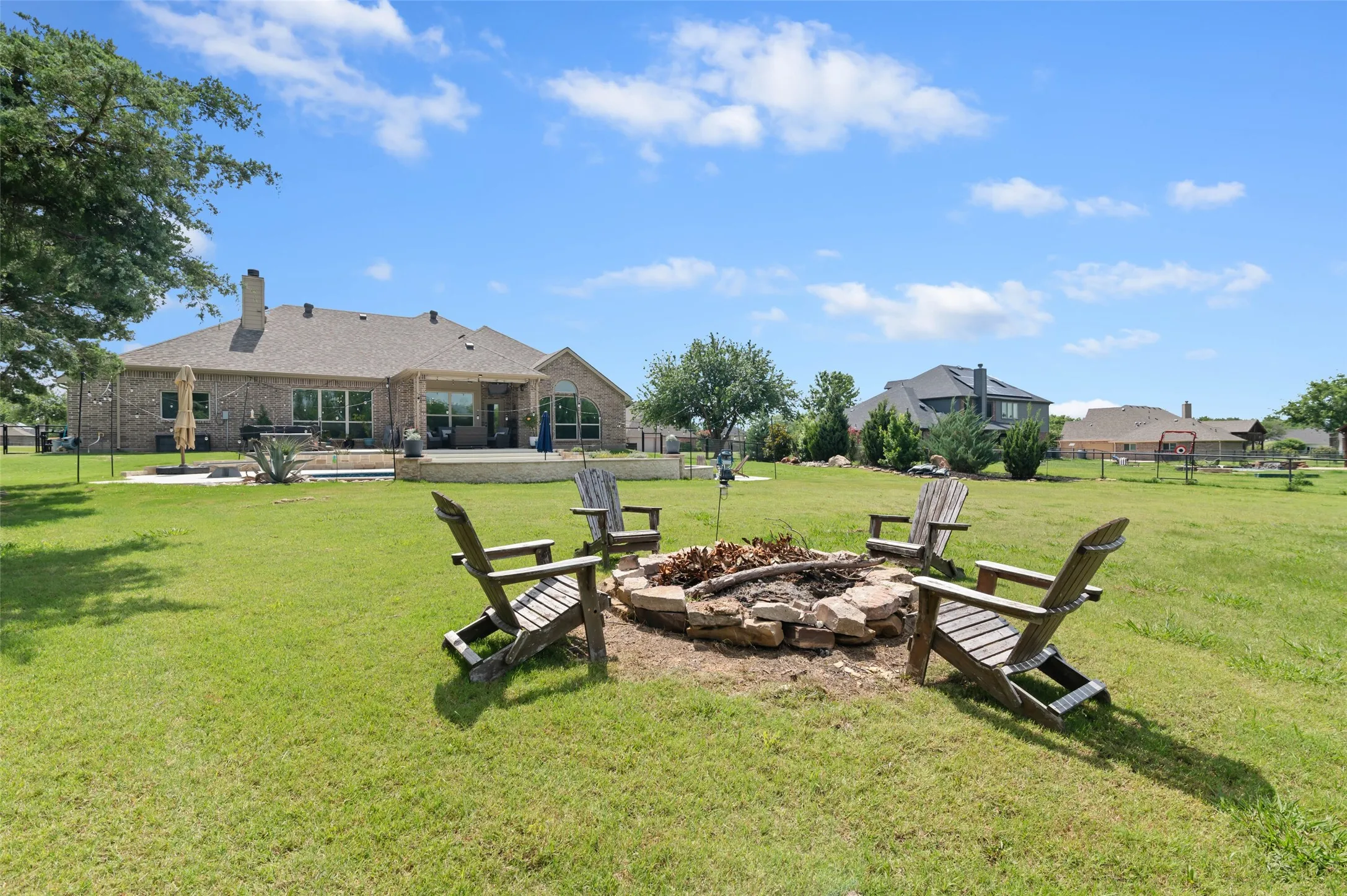 Single Family Residence For Sale in Collin County , 5044 Dogwood Drive, Celina, Texas 75009, 4 Bedroom, 3 Bathroom, 3 Garage spaces, 2,550 Sqft, built in 2014, mls#21302165, Real Estate Agent in Celina, Homes For Sale in Collin county, Homes For Sale in Celina, Realtor in Celina Texas, Real Estate Brokerage Independent Realty Texas, Luminita Cordes Realtor