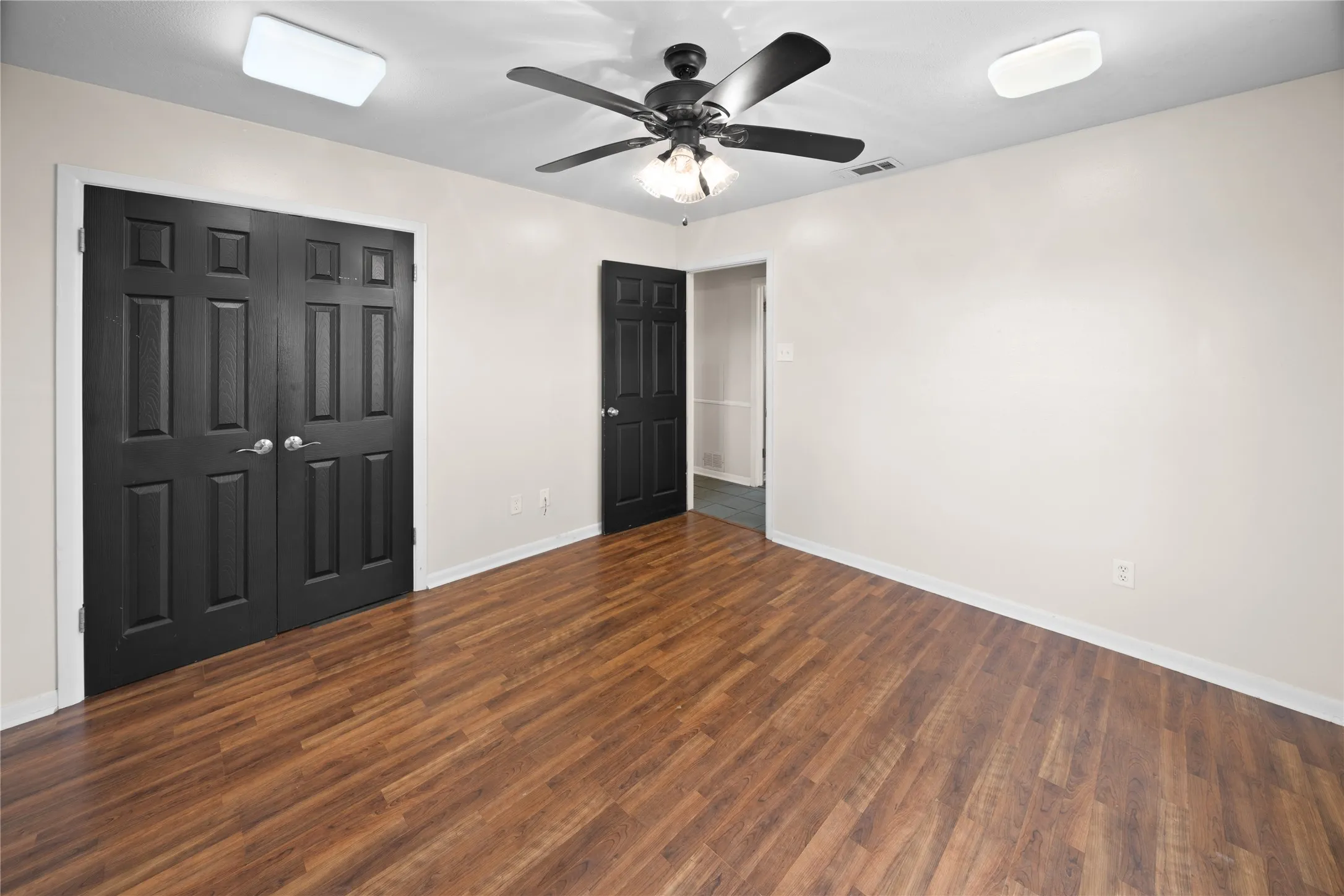 Single Family Residence For Sale in Smith County , 11654 Fm 2868, Flint, Texas 75762, 4 Bedroom, 2 Bathroom, Garage spaces, 1,827 Sqft, built in 1964, mls#21307245, Real Estate Agent in Flint, Homes For Sale in Smith county, Homes For Sale in Flint, Realtor in Flint Texas, Real Estate Brokerage Independent Realty Texas, Luminita Cordes Realtor