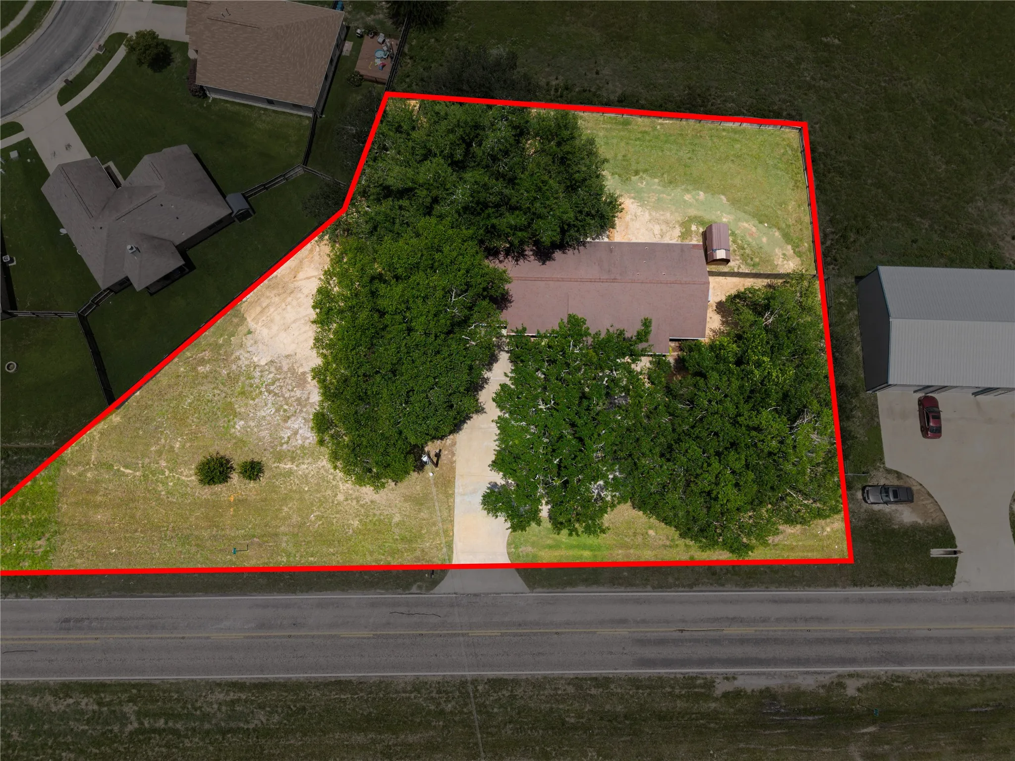 Single Family Residence For Sale in Smith County , 11654 Fm 2868, Flint, Texas 75762, 4 Bedroom, 2 Bathroom, Garage spaces, 1,827 Sqft, built in 1964, mls#21307245, Real Estate Agent in Flint, Homes For Sale in Smith county, Homes For Sale in Flint, Realtor in Flint Texas, Real Estate Brokerage Independent Realty Texas, Luminita Cordes Realtor
