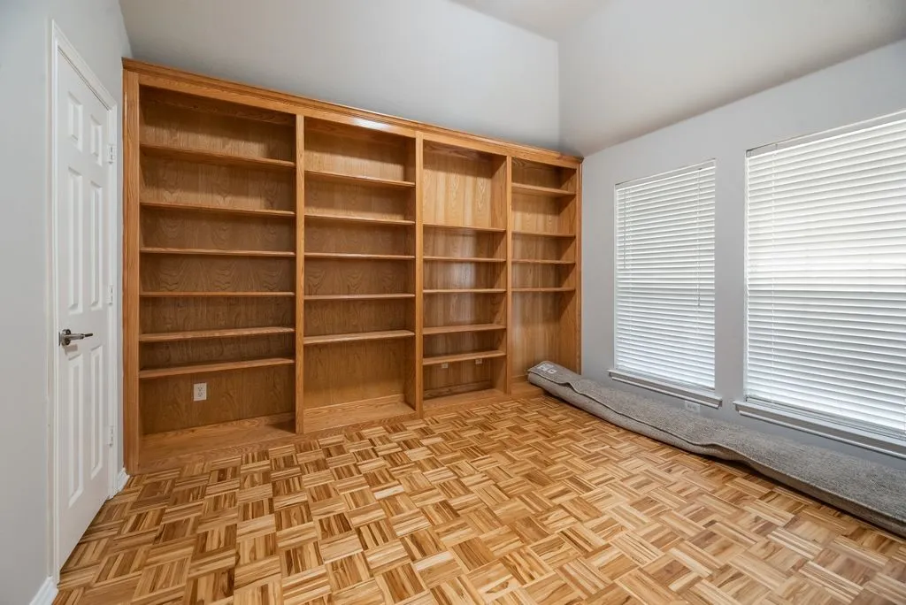 Office/Bedroom