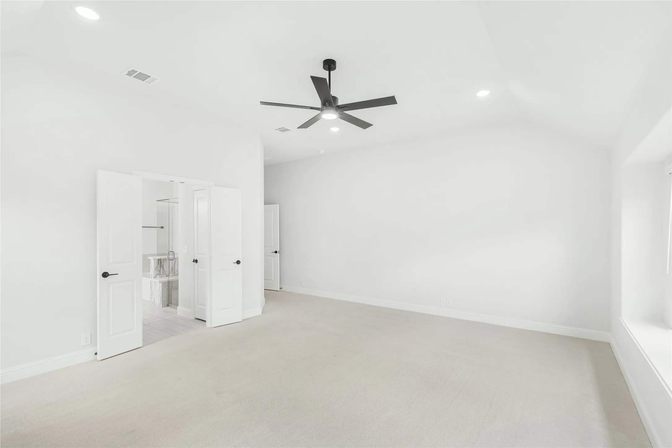 Single Family Residence For Sale in Hunt County , 117 Saddlewood Trail, Commerce, Texas 75428, 3 Bedroom, 3 Bathroom, 2 Garage spaces, 2,527 Sqft, built in 2026, mls#21307292, Real Estate Agent in Commerce, Homes For Sale in Hunt county, Homes For Sale in Commerce, Realtor in Commerce Texas, Real Estate Brokerage Independent Realty Texas, Luminita Cordes Realtor