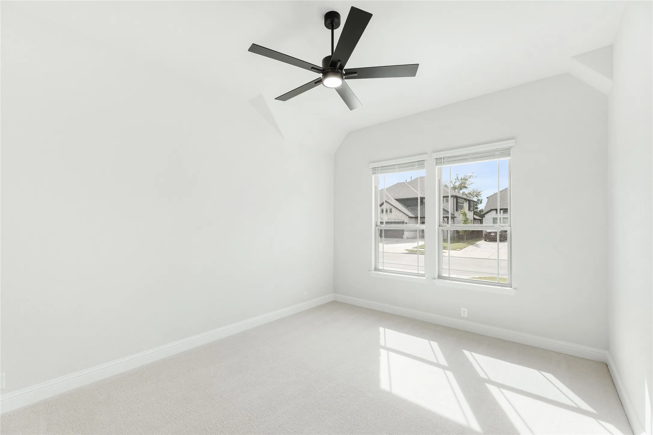 Single Family Residence For Sale in Hunt County , 117 Saddlewood Trail, Commerce, Texas 75428, 3 Bedroom, 3 Bathroom, 2 Garage spaces, 2,527 Sqft, built in 2026, mls#21307292, Real Estate Agent in Commerce, Homes For Sale in Hunt county, Homes For Sale in Commerce, Realtor in Commerce Texas, Real Estate Brokerage Independent Realty Texas, Luminita Cordes Realtor