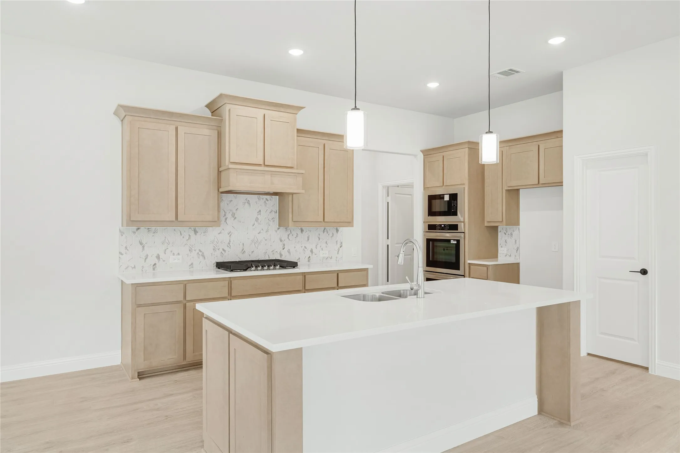 Single Family Residence For Sale in Hunt County , 117 Saddlewood Trail, Commerce, Texas 75428, 3 Bedroom, 3 Bathroom, 2 Garage spaces, 2,527 Sqft, built in 2026, mls#21307292, Real Estate Agent in Commerce, Homes For Sale in Hunt county, Homes For Sale in Commerce, Realtor in Commerce Texas, Real Estate Brokerage Independent Realty Texas, Luminita Cordes Realtor