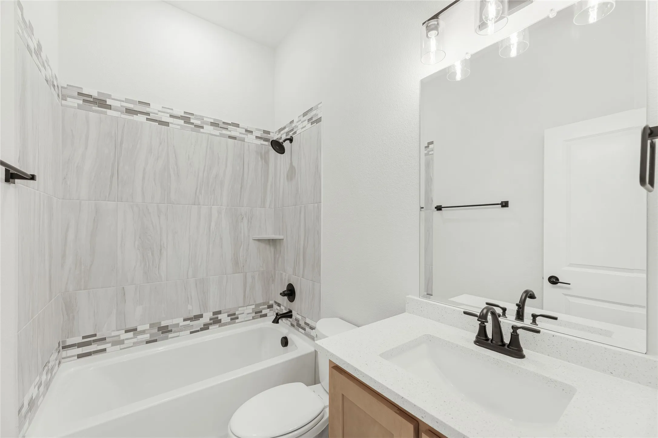 Single Family Residence For Sale in Hunt County , 117 Saddlewood Trail, Commerce, Texas 75428, 3 Bedroom, 3 Bathroom, 2 Garage spaces, 2,527 Sqft, built in 2026, mls#21307292, Real Estate Agent in Commerce, Homes For Sale in Hunt county, Homes For Sale in Commerce, Realtor in Commerce Texas, Real Estate Brokerage Independent Realty Texas, Luminita Cordes Realtor