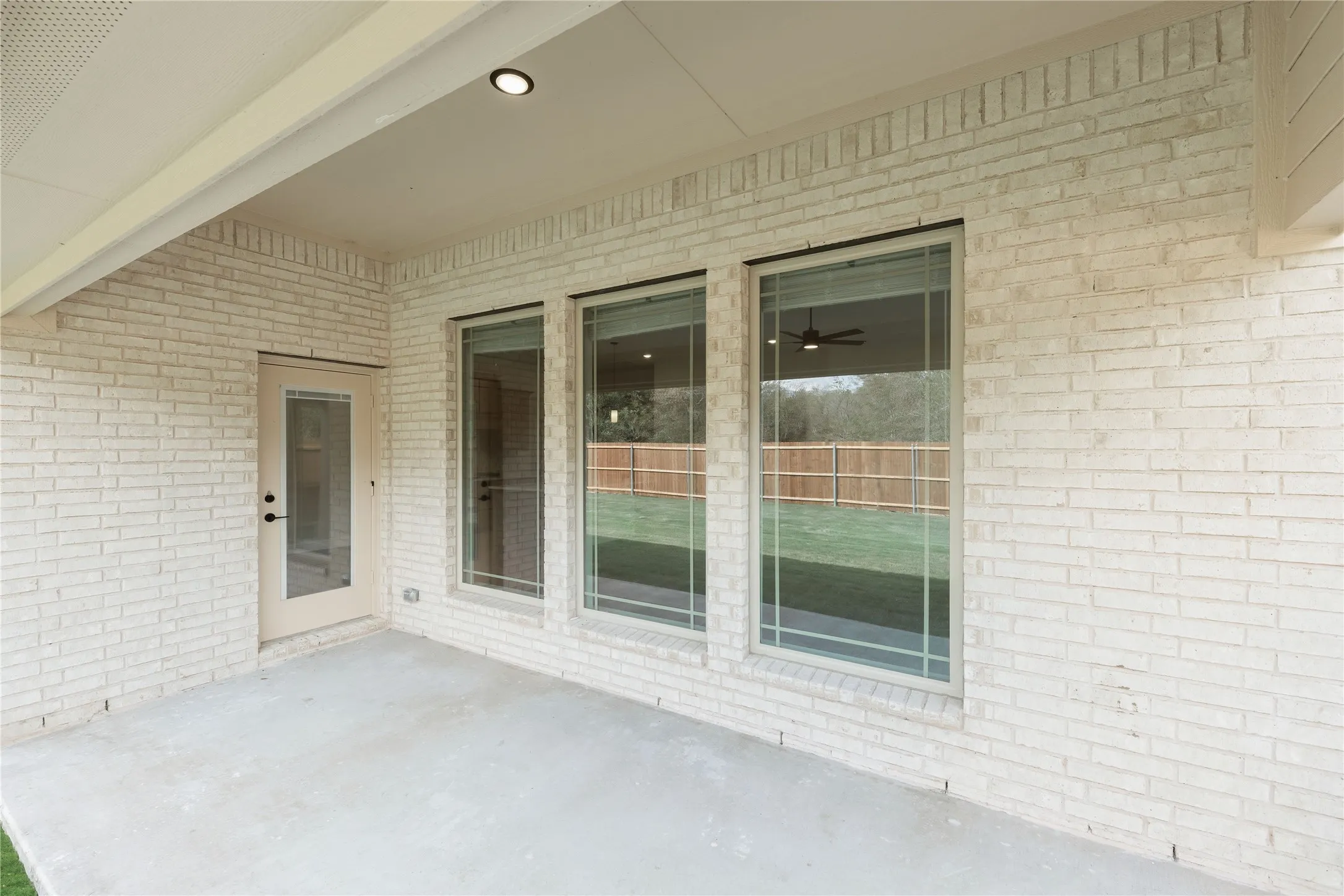 Single Family Residence For Sale in Hunt County , 117 Saddlewood Trail, Commerce, Texas 75428, 3 Bedroom, 3 Bathroom, 2 Garage spaces, 2,527 Sqft, built in 2026, mls#21307292, Real Estate Agent in Commerce, Homes For Sale in Hunt county, Homes For Sale in Commerce, Realtor in Commerce Texas, Real Estate Brokerage Independent Realty Texas, Luminita Cordes Realtor