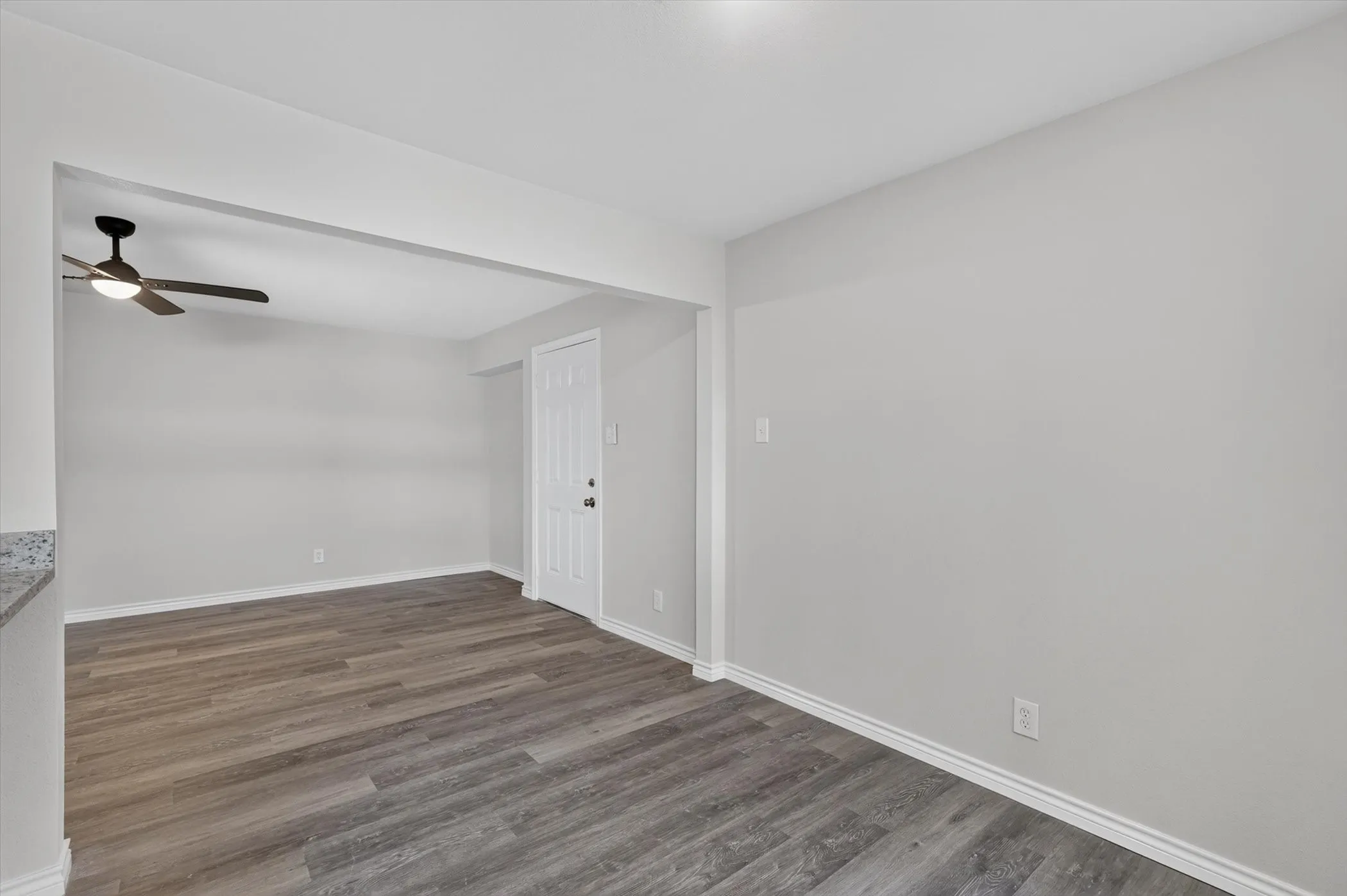 Condominium For Sale in Dallas County , 4652 Matilda Street D, Dallas, Texas 75206, 1 Bedroom, 1 Bathroom, Garage spaces, 738 Sqft, built in 1968, mls#21307255, Real Estate Agent in Dallas, Homes For Sale in Dallas county, Homes For Sale in Dallas, Realtor in Dallas Texas, Real Estate Brokerage Independent Realty Texas, Luminita Cordes Realtor