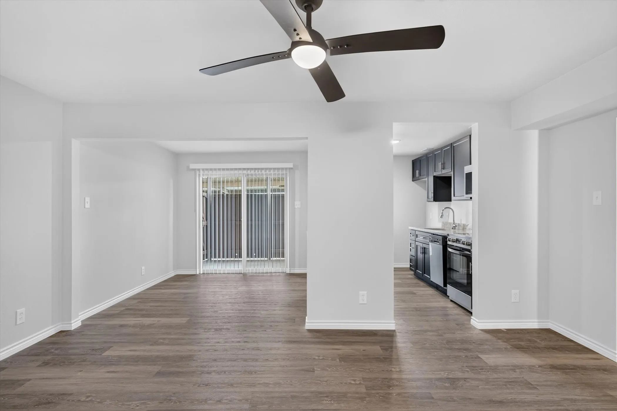 Condominium For Sale in Dallas County , 4652 Matilda Street D, Dallas, Texas 75206, 1 Bedroom, 1 Bathroom, Garage spaces, 738 Sqft, built in 1968, mls#21307255, Real Estate Agent in Dallas, Homes For Sale in Dallas county, Homes For Sale in Dallas, Realtor in Dallas Texas, Real Estate Brokerage Independent Realty Texas, Luminita Cordes Realtor