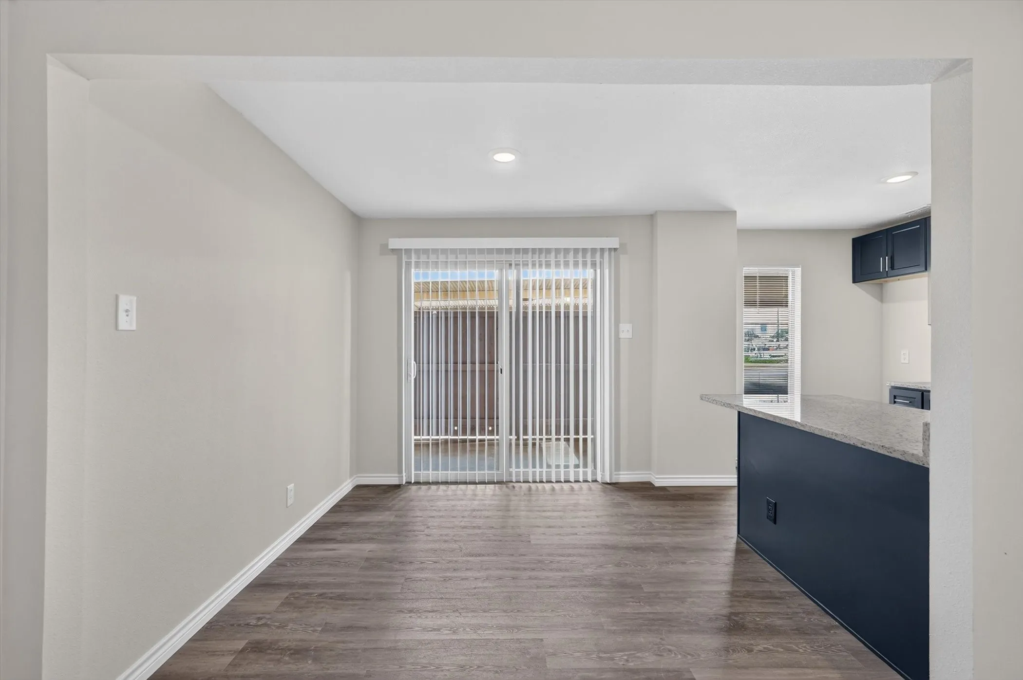 Condominium For Sale in Dallas County , 4652 Matilda Street D, Dallas, Texas 75206, 1 Bedroom, 1 Bathroom, Garage spaces, 738 Sqft, built in 1968, mls#21307255, Real Estate Agent in Dallas, Homes For Sale in Dallas county, Homes For Sale in Dallas, Realtor in Dallas Texas, Real Estate Brokerage Independent Realty Texas, Luminita Cordes Realtor