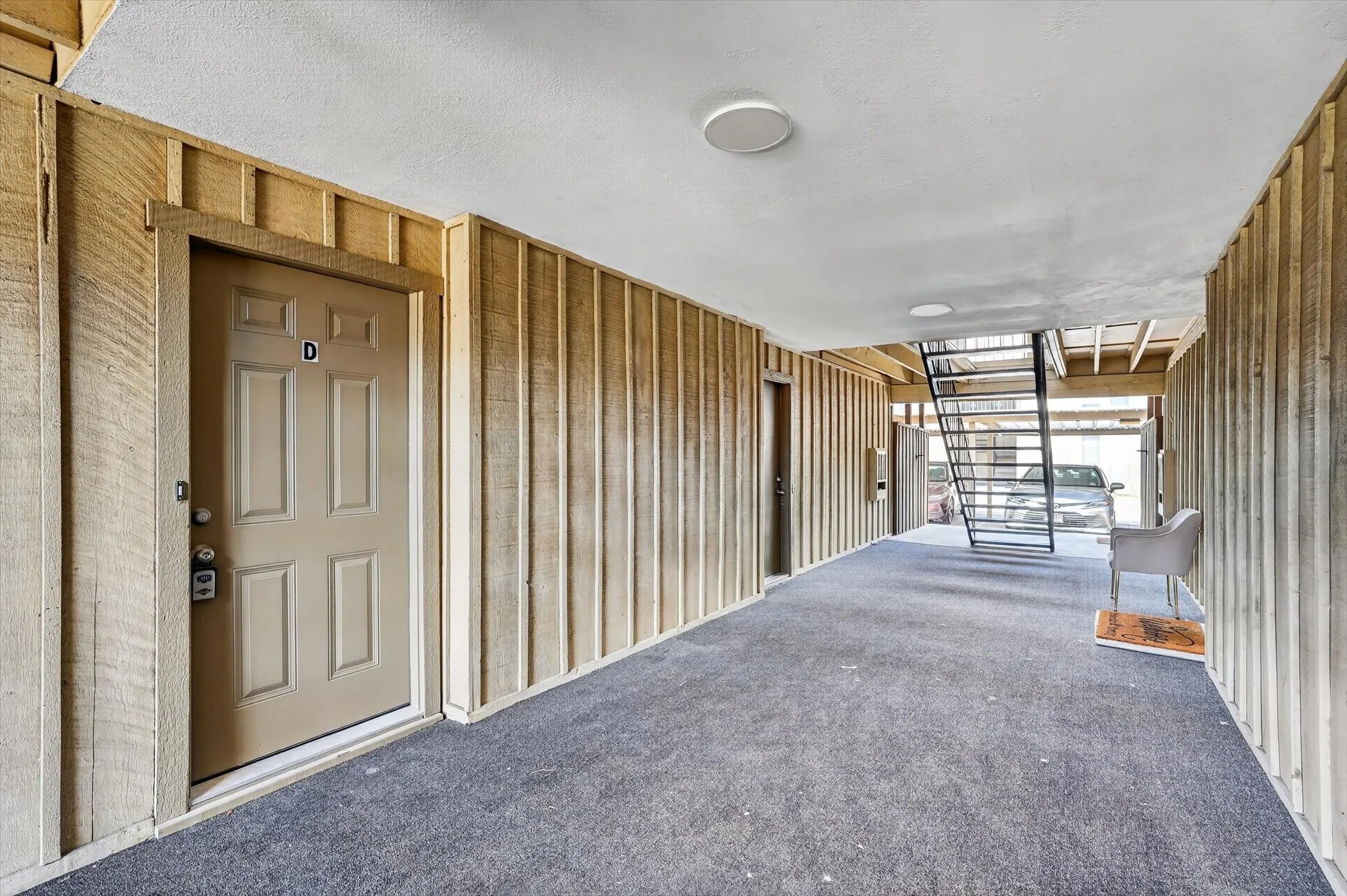 Condominium For Sale in Dallas County , 4652 Matilda Street D, Dallas, Texas 75206, 1 Bedroom, 1 Bathroom, Garage spaces, 738 Sqft, built in 1968, mls#21307255, Real Estate Agent in Dallas, Homes For Sale in Dallas county, Homes For Sale in Dallas, Realtor in Dallas Texas, Real Estate Brokerage Independent Realty Texas, Luminita Cordes Realtor