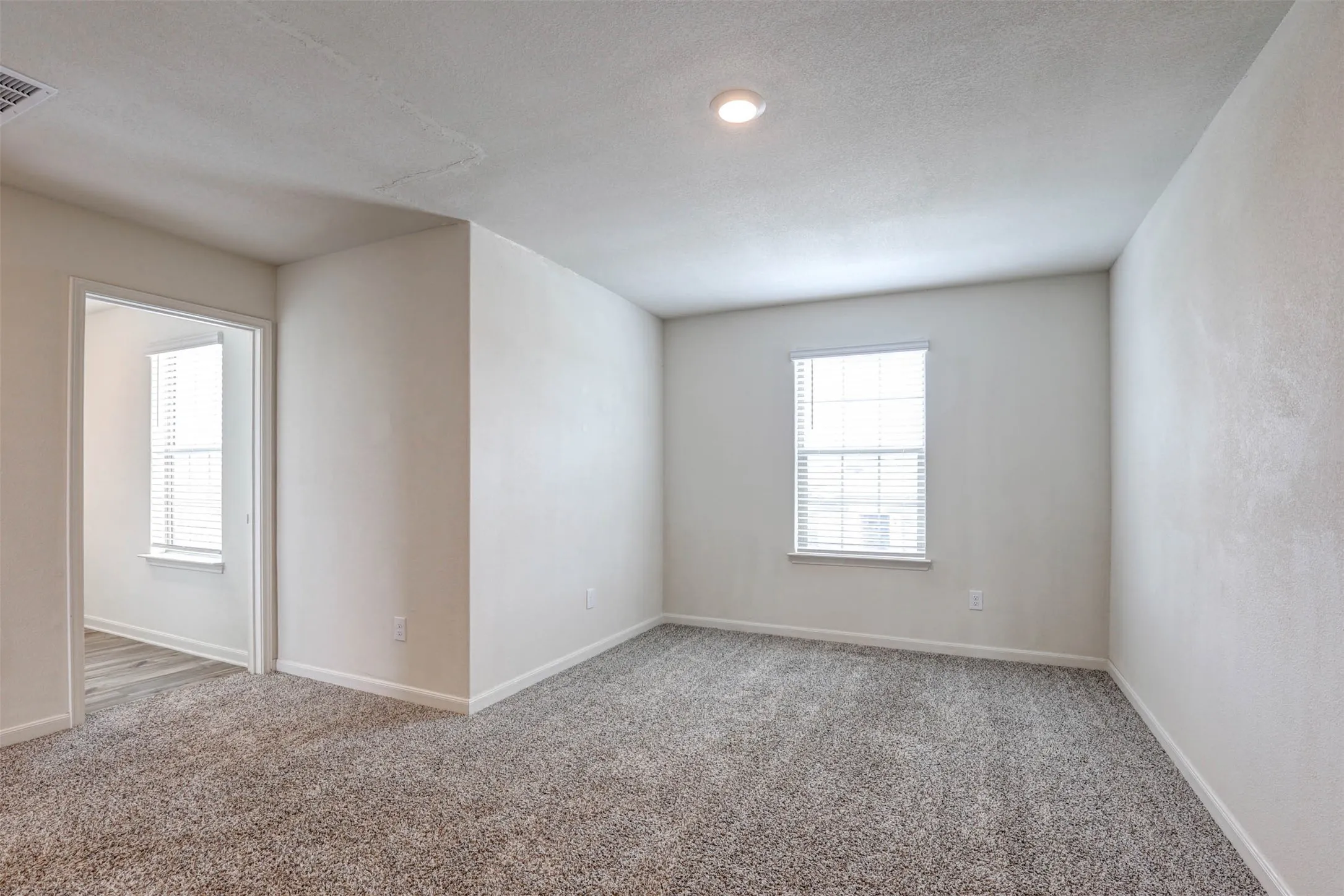 Single Family Residence For Sale in Wise County , 203 Drifter Drive, Newark, Texas 76071, 3 Bedroom, 3 Bathroom, 2 Garage spaces, 2,034 Sqft, built in 2022, mls#21307232, Real Estate Agent in Newark, Homes For Sale in Wise county, Homes For Sale in Newark, Realtor in Newark Texas, Real Estate Brokerage Independent Realty Texas, Luminita Cordes Realtor