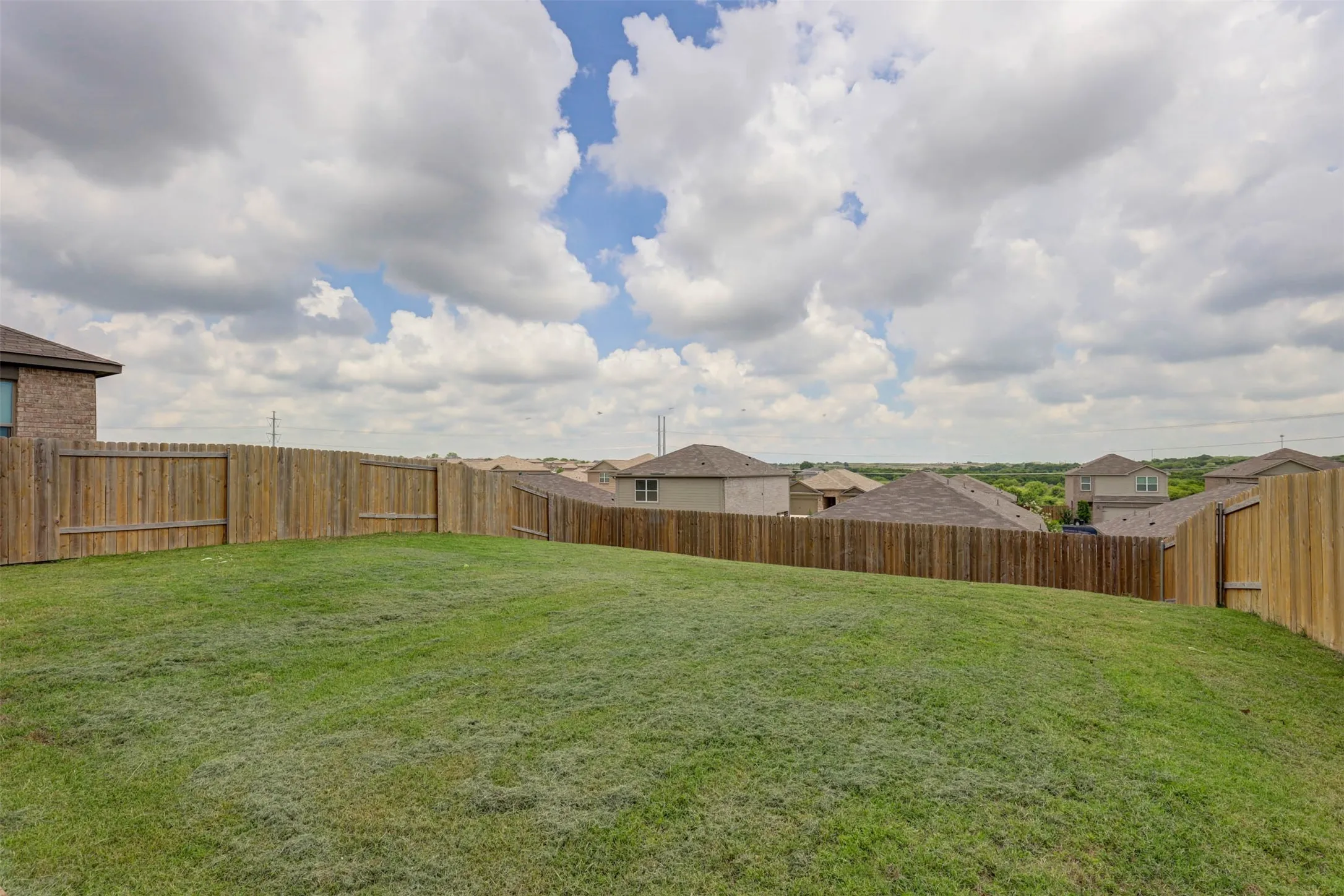 Single Family Residence For Sale in Wise County , 203 Drifter Drive, Newark, Texas 76071, 3 Bedroom, 3 Bathroom, 2 Garage spaces, 2,034 Sqft, built in 2022, mls#21307232, Real Estate Agent in Newark, Homes For Sale in Wise county, Homes For Sale in Newark, Realtor in Newark Texas, Real Estate Brokerage Independent Realty Texas, Luminita Cordes Realtor