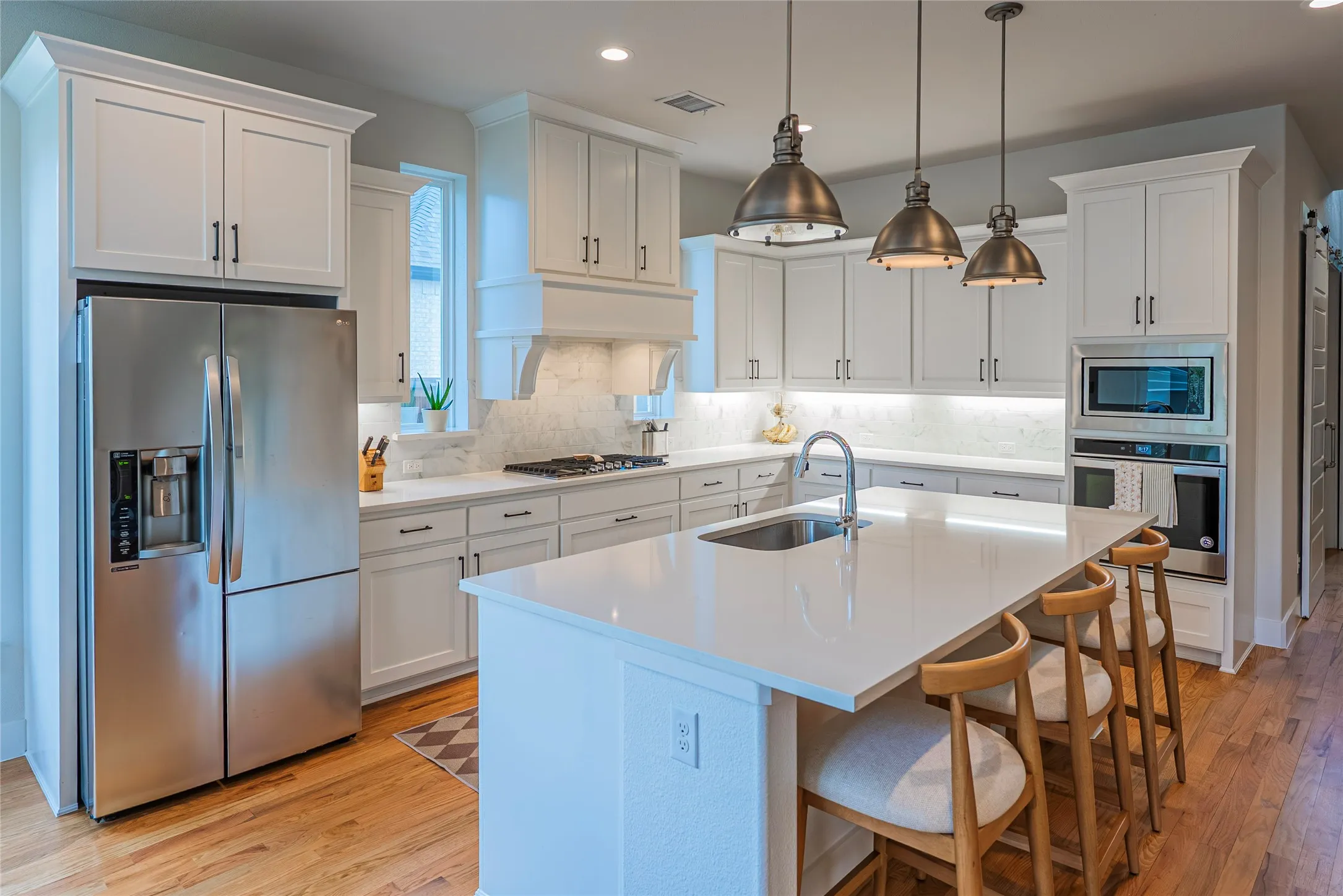 Single Family Residence For Sale in Denton County , 15871 Lucy Lane, Frisco, Texas 75033, 4 Bedroom, 4 Bathroom, 3 Garage spaces, 3,694 Sqft, built in 2019, mls#21307299, Real Estate Agent in Frisco, Homes For Sale in Denton county, Homes For Sale in Frisco, Realtor in Frisco Texas, Real Estate Brokerage Independent Realty Texas, Luminita Cordes Realtor