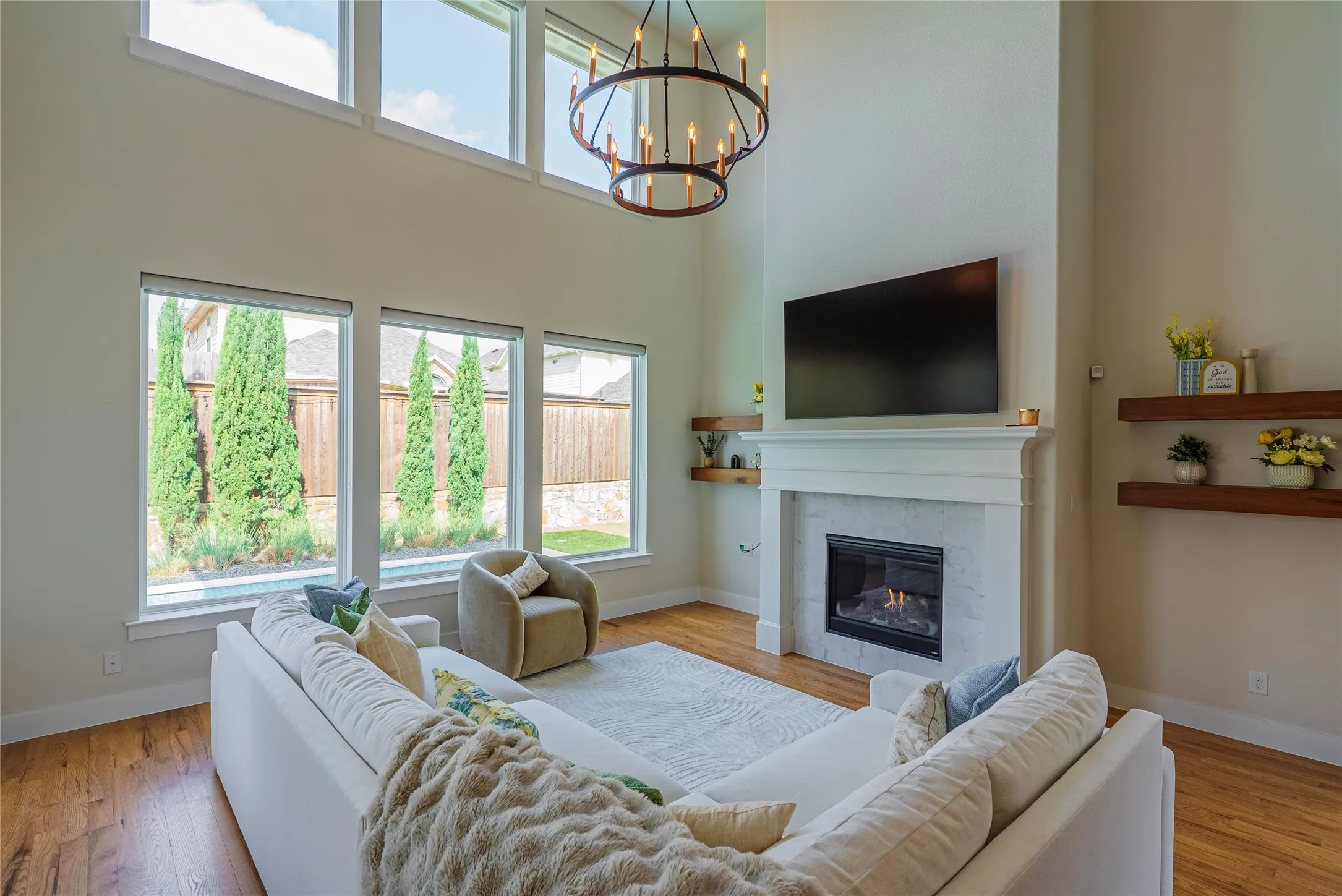 Single Family Residence For Sale in Denton County , 15871 Lucy Lane, Frisco, Texas 75033, 4 Bedroom, 4 Bathroom, 3 Garage spaces, 3,694 Sqft, built in 2019, mls#21307299, Real Estate Agent in Frisco, Homes For Sale in Denton county, Homes For Sale in Frisco, Realtor in Frisco Texas, Real Estate Brokerage Independent Realty Texas, Luminita Cordes Realtor