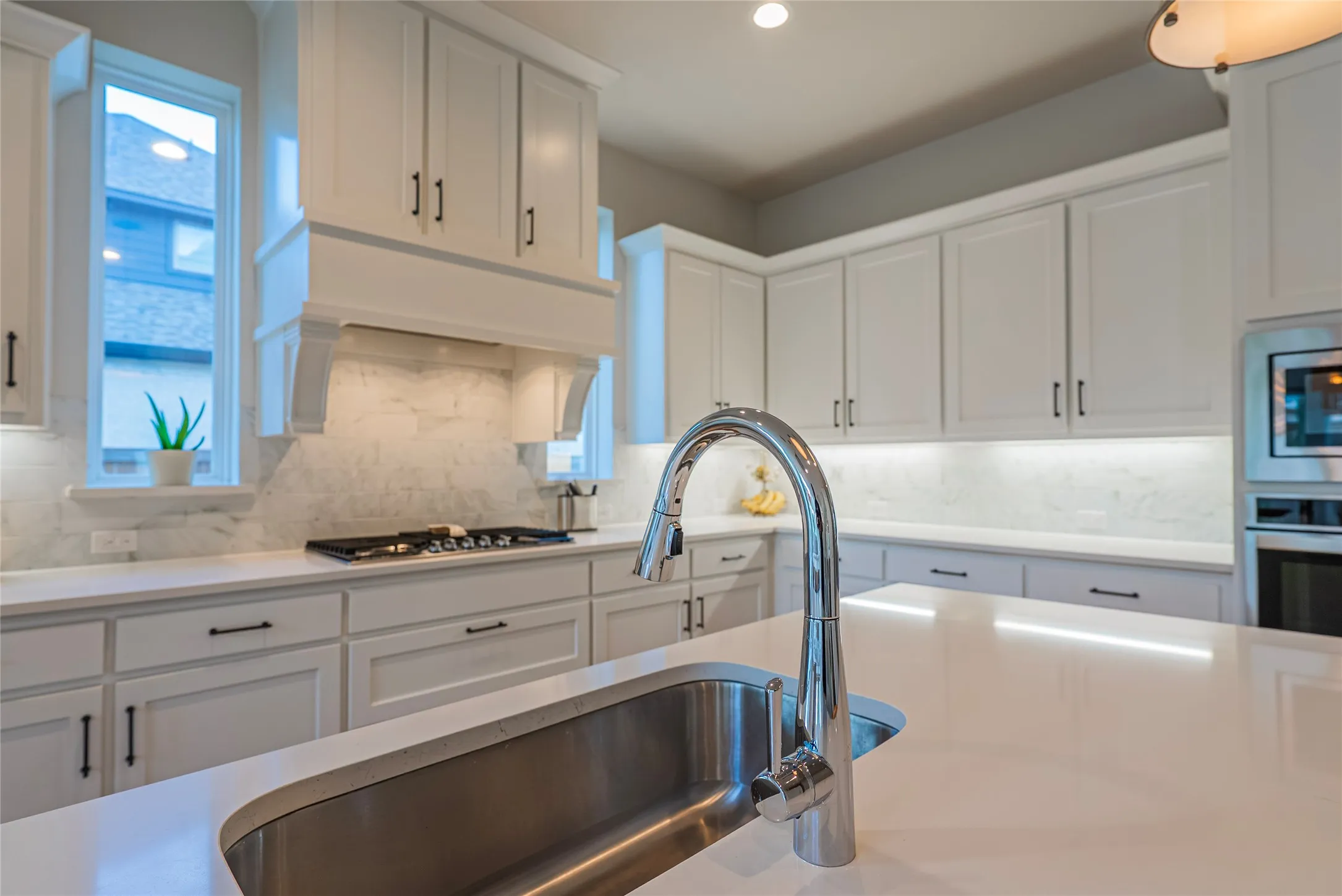 Single Family Residence For Sale in Denton County , 15871 Lucy Lane, Frisco, Texas 75033, 4 Bedroom, 4 Bathroom, 3 Garage spaces, 3,694 Sqft, built in 2019, mls#21307299, Real Estate Agent in Frisco, Homes For Sale in Denton county, Homes For Sale in Frisco, Realtor in Frisco Texas, Real Estate Brokerage Independent Realty Texas, Luminita Cordes Realtor