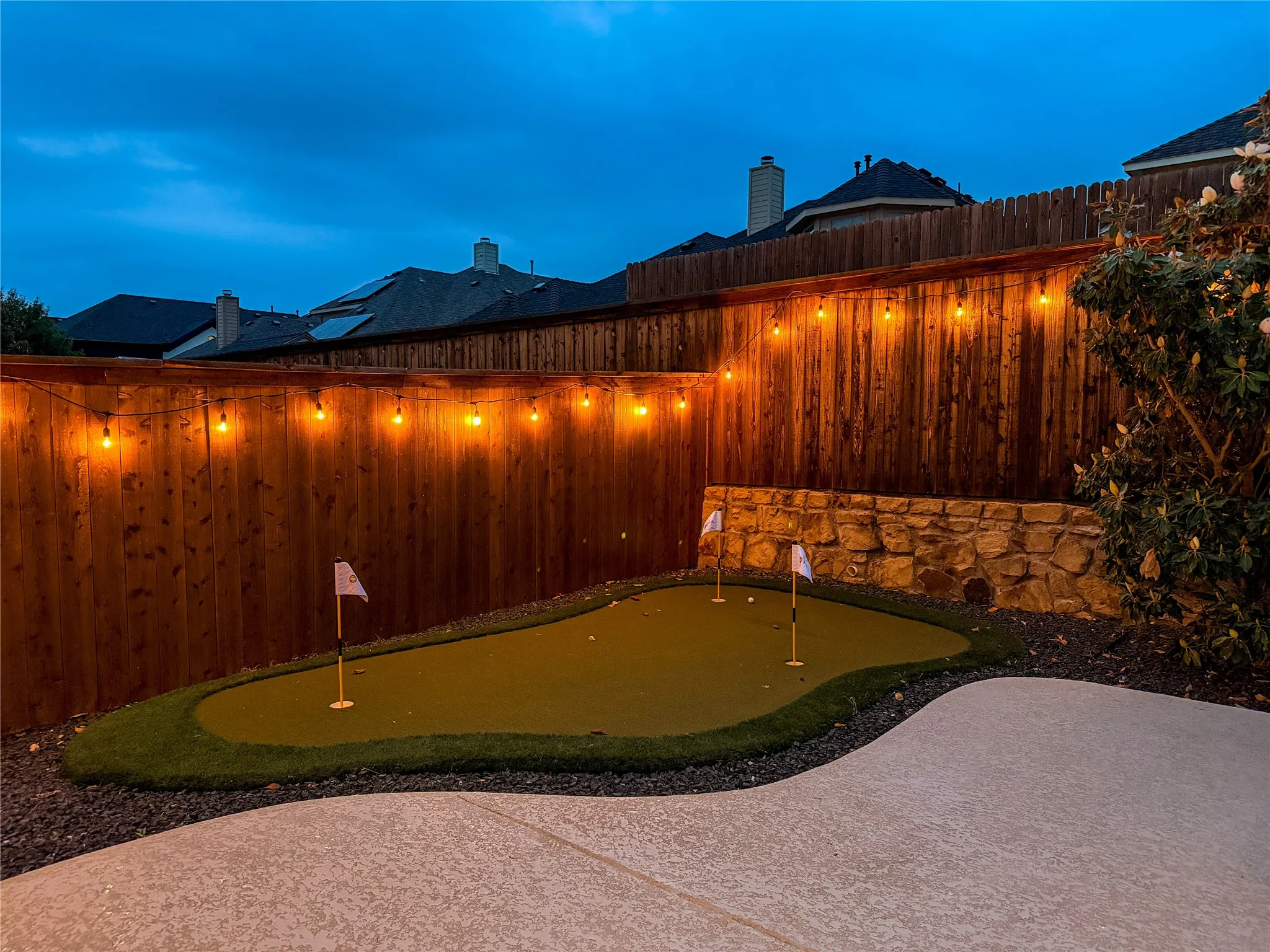 Single Family Residence For Sale in Denton County , 15871 Lucy Lane, Frisco, Texas 75033, 4 Bedroom, 4 Bathroom, 3 Garage spaces, 3,694 Sqft, built in 2019, mls#21307299, Real Estate Agent in Frisco, Homes For Sale in Denton county, Homes For Sale in Frisco, Realtor in Frisco Texas, Real Estate Brokerage Independent Realty Texas, Luminita Cordes Realtor