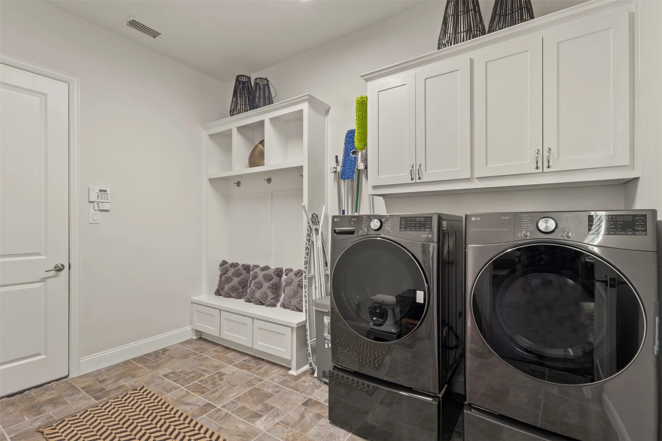 Single Family Residence For Sale in Collin County , 1741 Cypress Lake Lane, Prosper, Texas 75078, 5 Bedroom, 6 Bathroom, 3 Garage spaces, 4,344 Sqft, built in 2019, mls#21305599, Real Estate Agent in Prosper, Homes For Sale in Collin county, Homes For Sale in Prosper, Realtor in Prosper Texas, Real Estate Brokerage Independent Realty Texas, Luminita Cordes Realtor