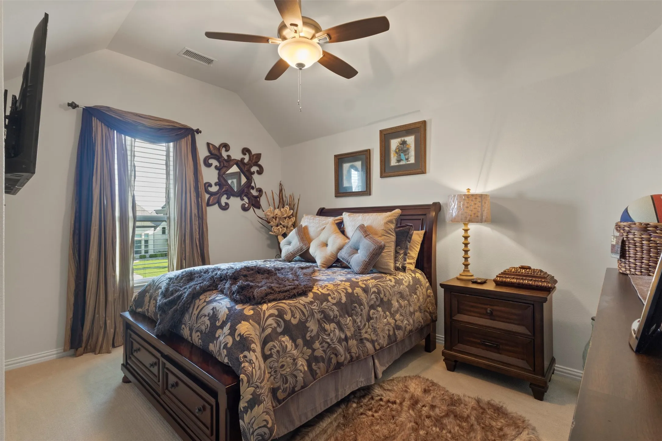 Single Family Residence For Sale in Collin County , 1741 Cypress Lake Lane, Prosper, Texas 75078, 5 Bedroom, 6 Bathroom, 3 Garage spaces, 4,344 Sqft, built in 2019, mls#21305599, Real Estate Agent in Prosper, Homes For Sale in Collin county, Homes For Sale in Prosper, Realtor in Prosper Texas, Real Estate Brokerage Independent Realty Texas, Luminita Cordes Realtor