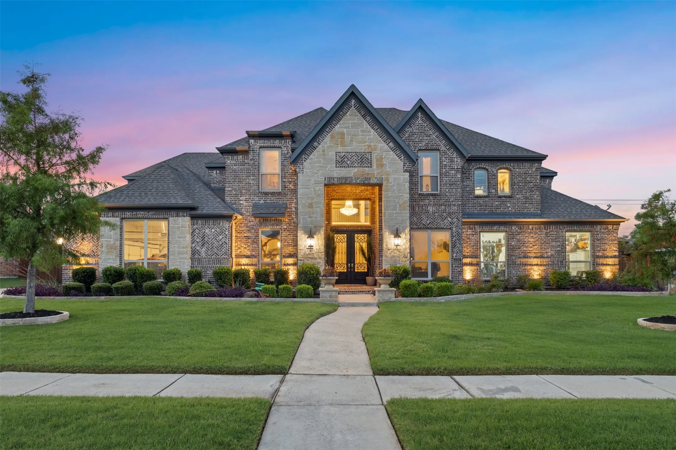 Single Family Residence For Sale in Collin County , 1741 Cypress Lake Lane, Prosper, Texas 75078, 5 Bedroom, 6 Bathroom, 3 Garage spaces, 4,344 Sqft, built in 2019, mls#21305599, Real Estate Agent in Prosper, Homes For Sale in Collin county, Homes For Sale in Prosper, Realtor in Prosper Texas, Real Estate Brokerage Independent Realty Texas, Luminita Cordes Realtor