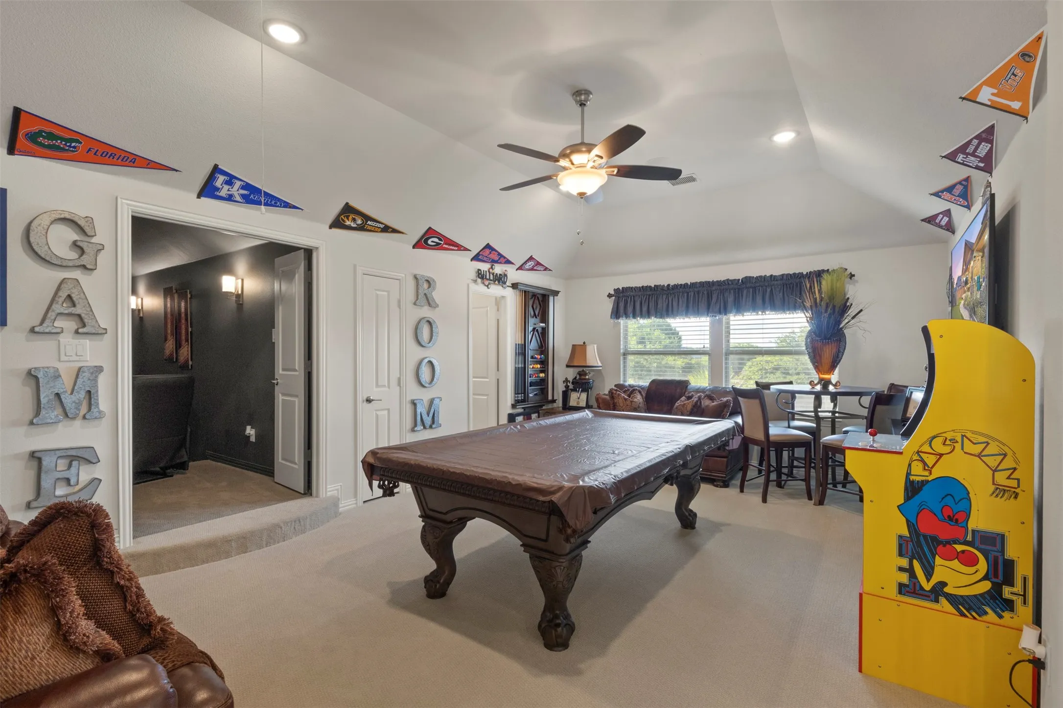 Single Family Residence For Sale in Collin County , 1741 Cypress Lake Lane, Prosper, Texas 75078, 5 Bedroom, 6 Bathroom, 3 Garage spaces, 4,344 Sqft, built in 2019, mls#21305599, Real Estate Agent in Prosper, Homes For Sale in Collin county, Homes For Sale in Prosper, Realtor in Prosper Texas, Real Estate Brokerage Independent Realty Texas, Luminita Cordes Realtor