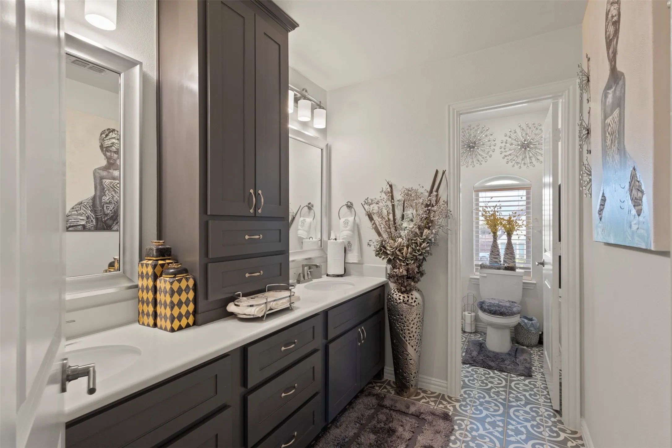 Single Family Residence For Sale in Collin County , 1741 Cypress Lake Lane, Prosper, Texas 75078, 5 Bedroom, 6 Bathroom, 3 Garage spaces, 4,344 Sqft, built in 2019, mls#21305599, Real Estate Agent in Prosper, Homes For Sale in Collin county, Homes For Sale in Prosper, Realtor in Prosper Texas, Real Estate Brokerage Independent Realty Texas, Luminita Cordes Realtor
