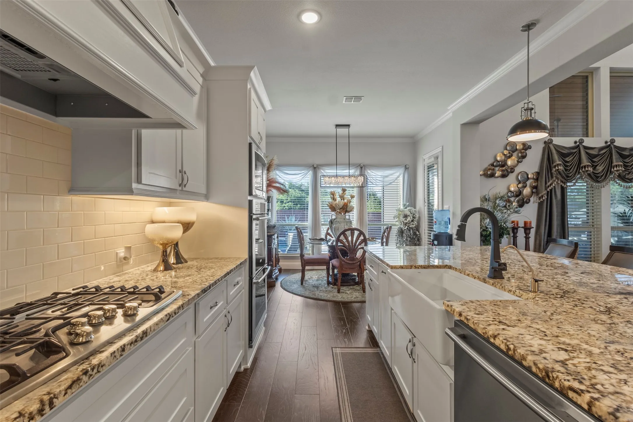 Single Family Residence For Sale in Collin County , 1741 Cypress Lake Lane, Prosper, Texas 75078, 5 Bedroom, 6 Bathroom, 3 Garage spaces, 4,344 Sqft, built in 2019, mls#21305599, Real Estate Agent in Prosper, Homes For Sale in Collin county, Homes For Sale in Prosper, Realtor in Prosper Texas, Real Estate Brokerage Independent Realty Texas, Luminita Cordes Realtor