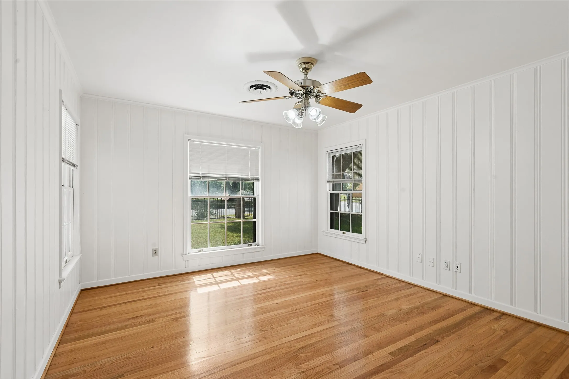 Bedroom 3, could also be a home office