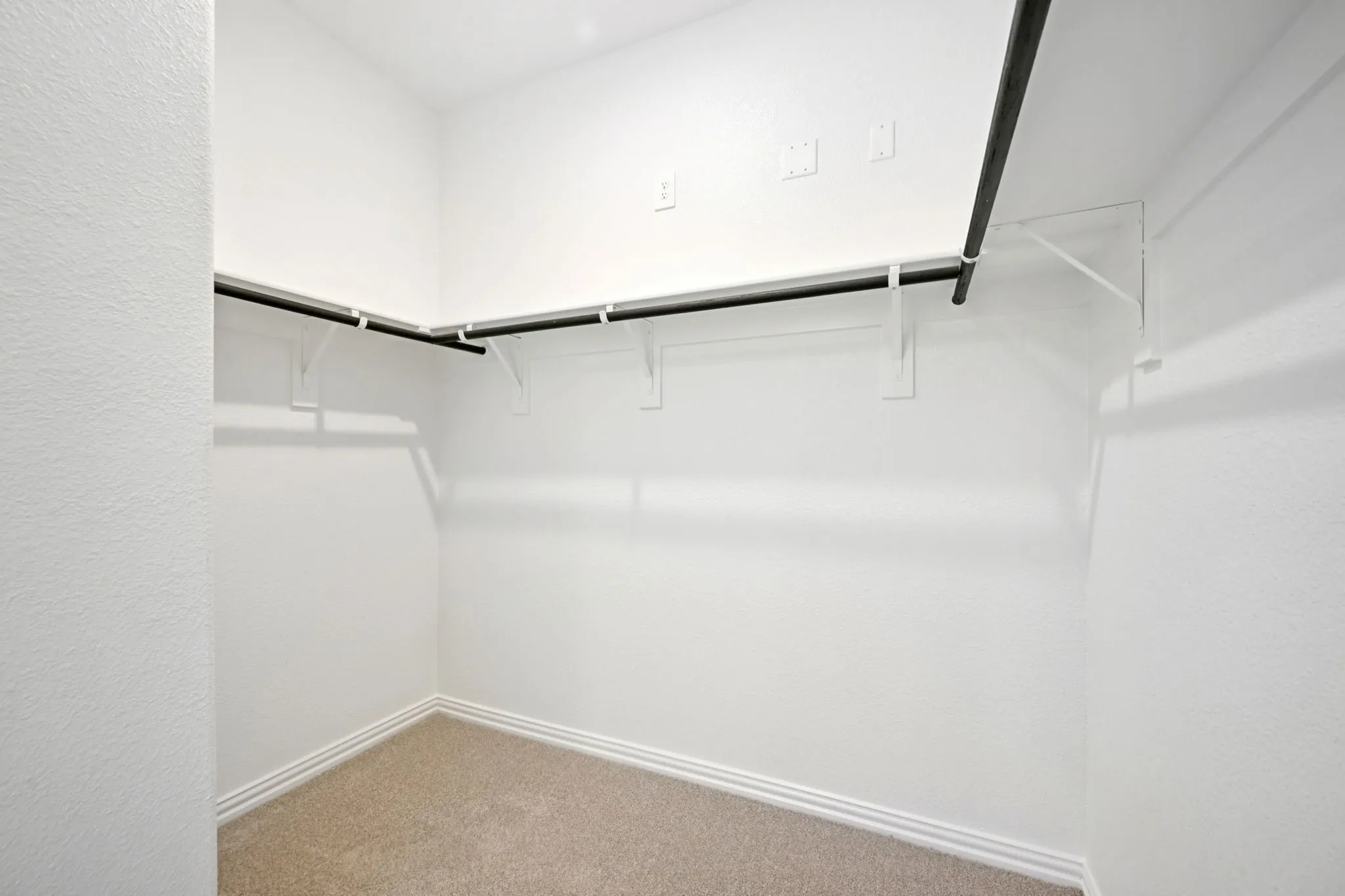 Photo is not of the actual home, but is an inspirational photo of builder’s model home and may depict options, furnishings, and/or decorator features that are not included.
