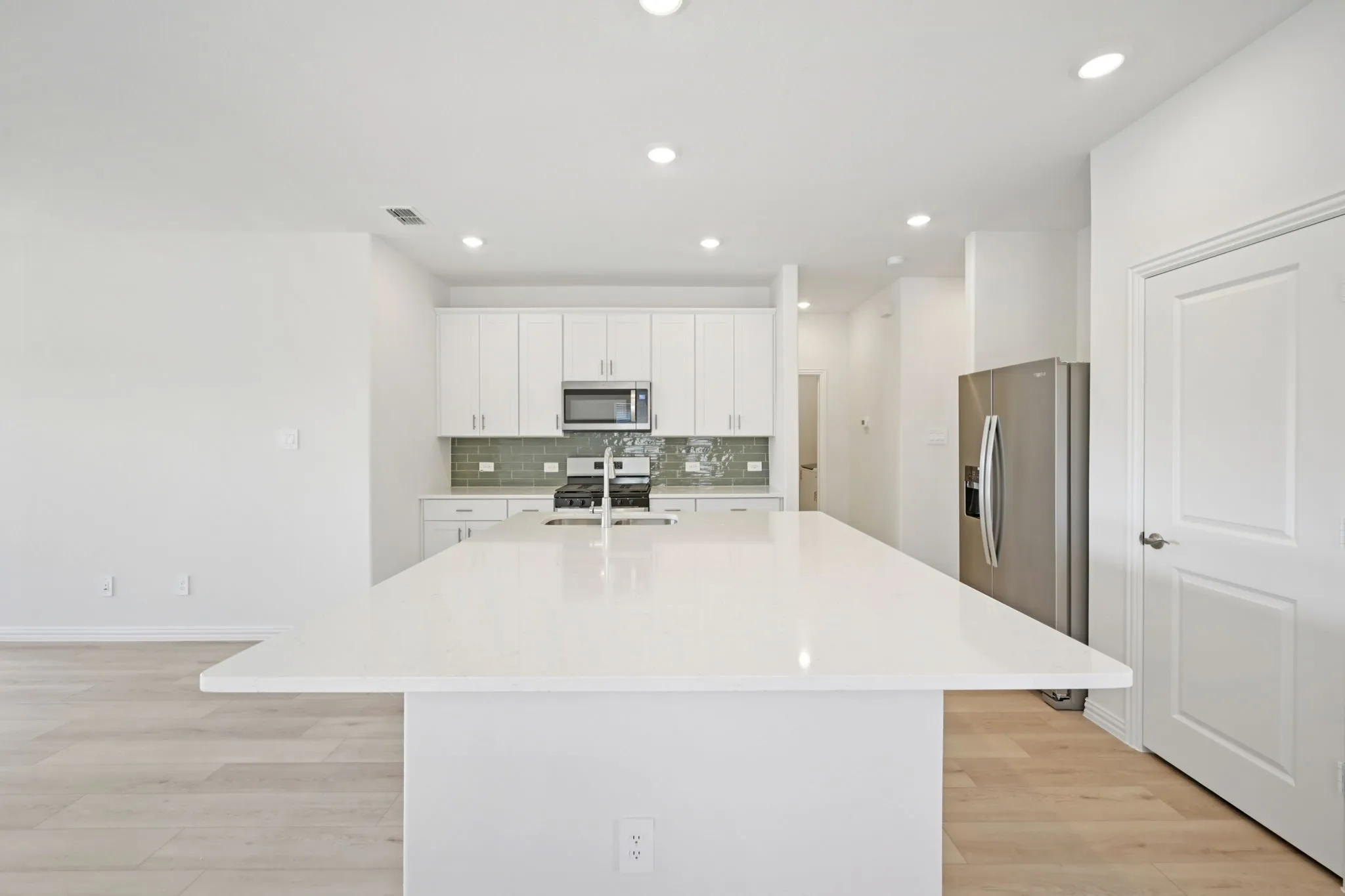 Photo is not of the actual home, but is an inspirational photo of builder’s model home and may depict options, furnishings, and/or decorator features that are not included.