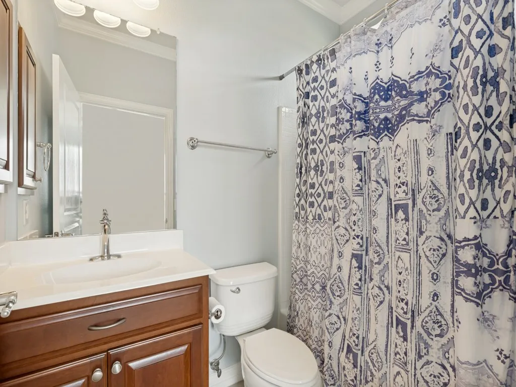 Ensuite Bathroom in Bedroom 3