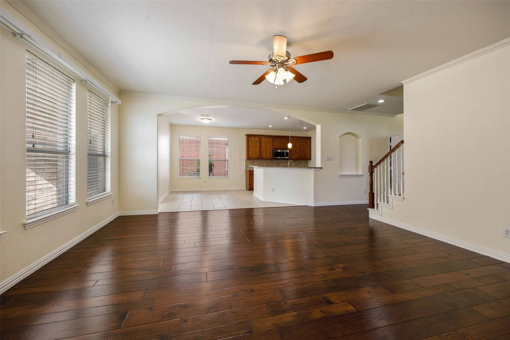 Single Family Residence For Sale in Collin County , 1618 Clear Springs Drive, Allen, Texas 75002, 4 Bedroom, 3 Bathroom, 2 Garage spaces, 3,101 Sqft, built in 2003, mls#21303004, Real Estate Agent in Allen, Homes For Sale in Collin county, Homes For Sale in Allen, Realtor in Allen Texas, Real Estate Brokerage Independent Realty Texas, Luminita Cordes Realtor