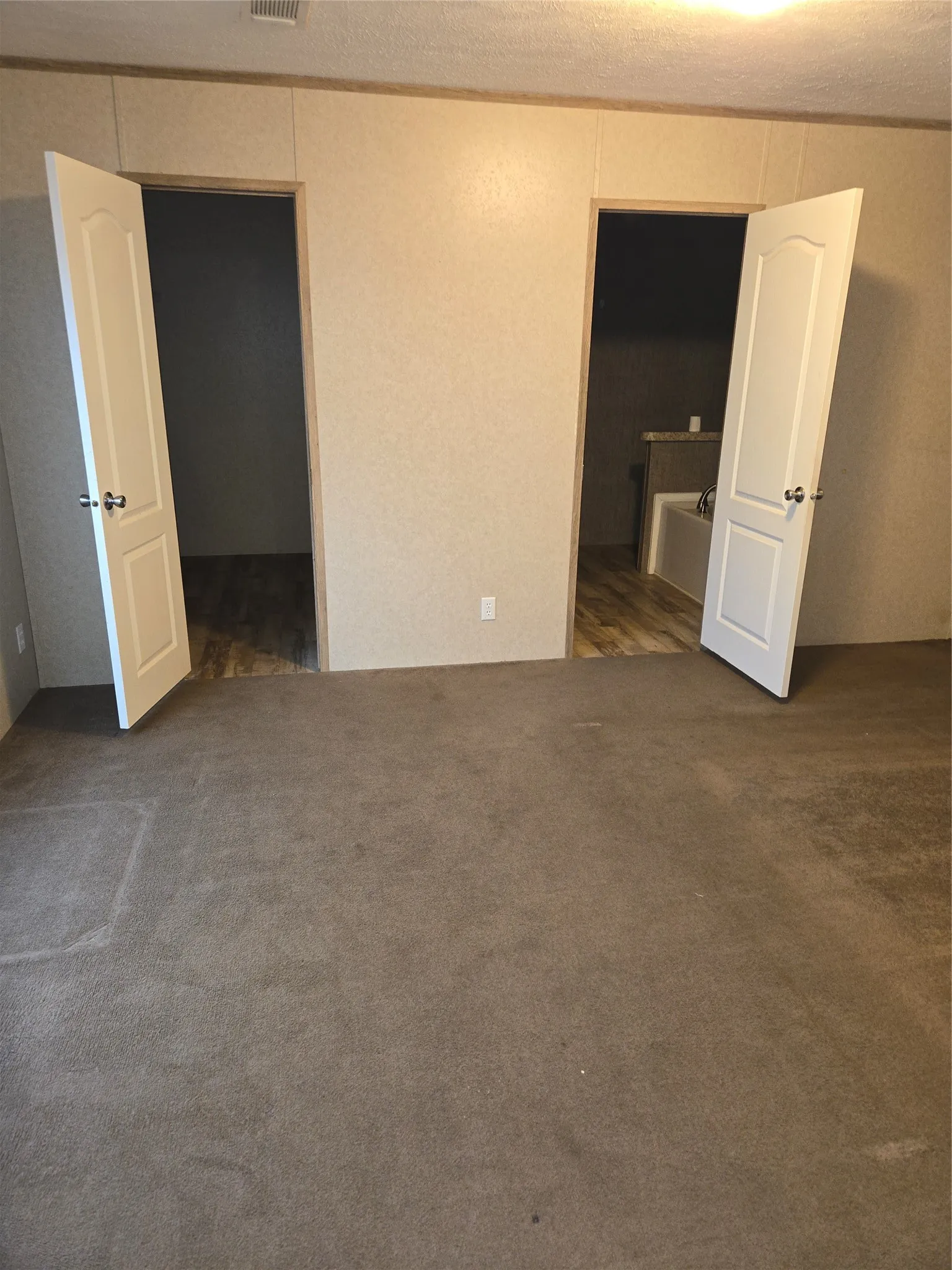 Single Family Residence For Rent in Tarrant County , 1119 breezy oaks Drive 1121-b, Mansfield, Texas 76063, 3 Bedrooms, 2 Bathrooms, Garage spaces, 1,200 Sqft, built in 2018, Price $1,500, mls#21306918, Real Estate Agent in Mansfield, Homes For Rent in Tarrant county, Homes For Rent in Mansfield, Realtor in Mansfield Texas, Real Estate Brokerage Independent Realty Texas, Luminita Cordes Realtor