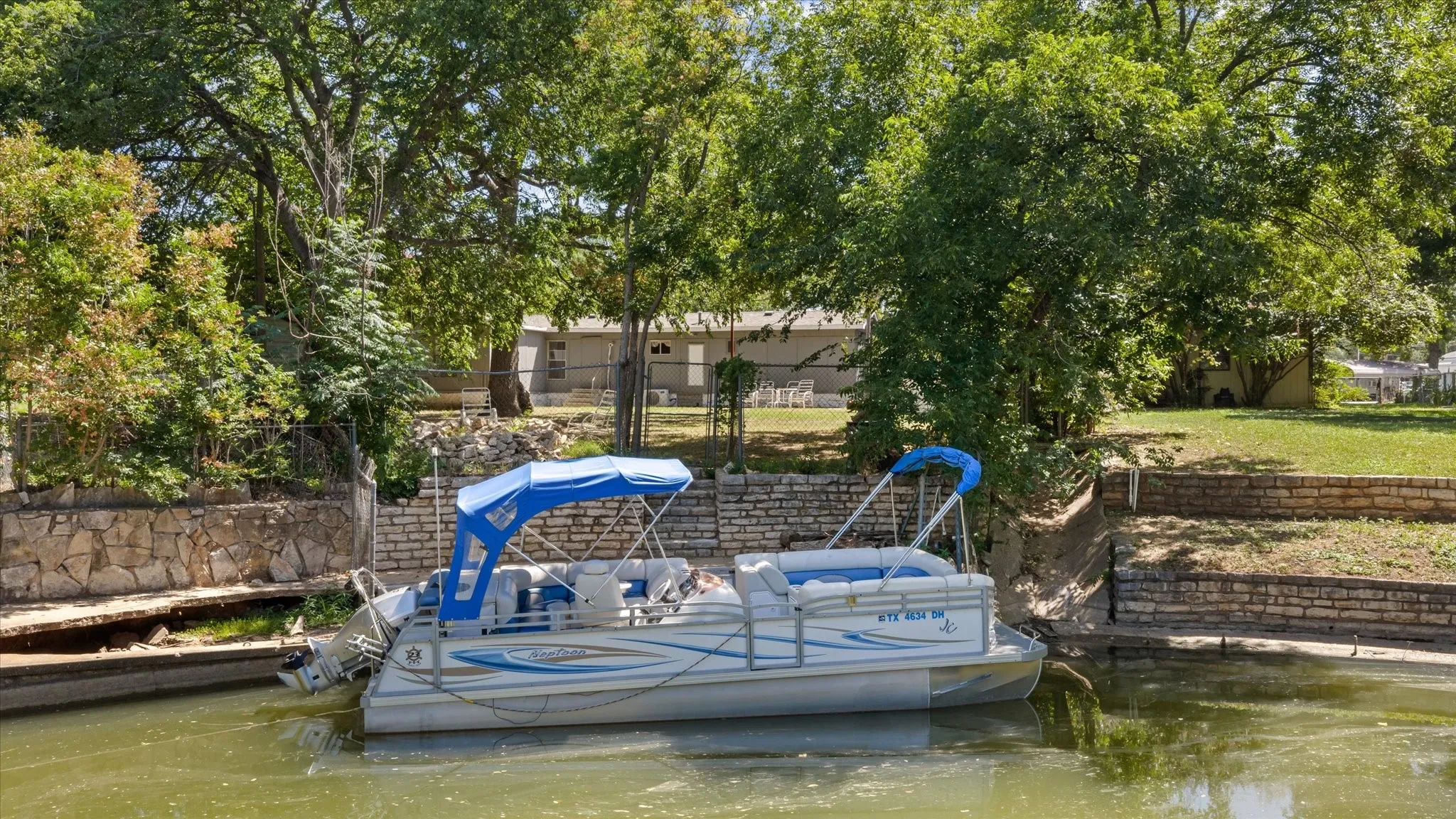 Mobile Home For Sale in Hood County , 3702 Hartwood Drive, Granbury, Texas 76049, 3 Bedroom, 1 Bathroom, Garage spaces, 872 Sqft, built in 1971, mls#21307363, Real Estate Agent in Granbury, Homes For Sale in Hood county, Homes For Sale in Granbury, Realtor in Granbury Texas, Real Estate Brokerage Independent Realty Texas, Luminita Cordes Realtor