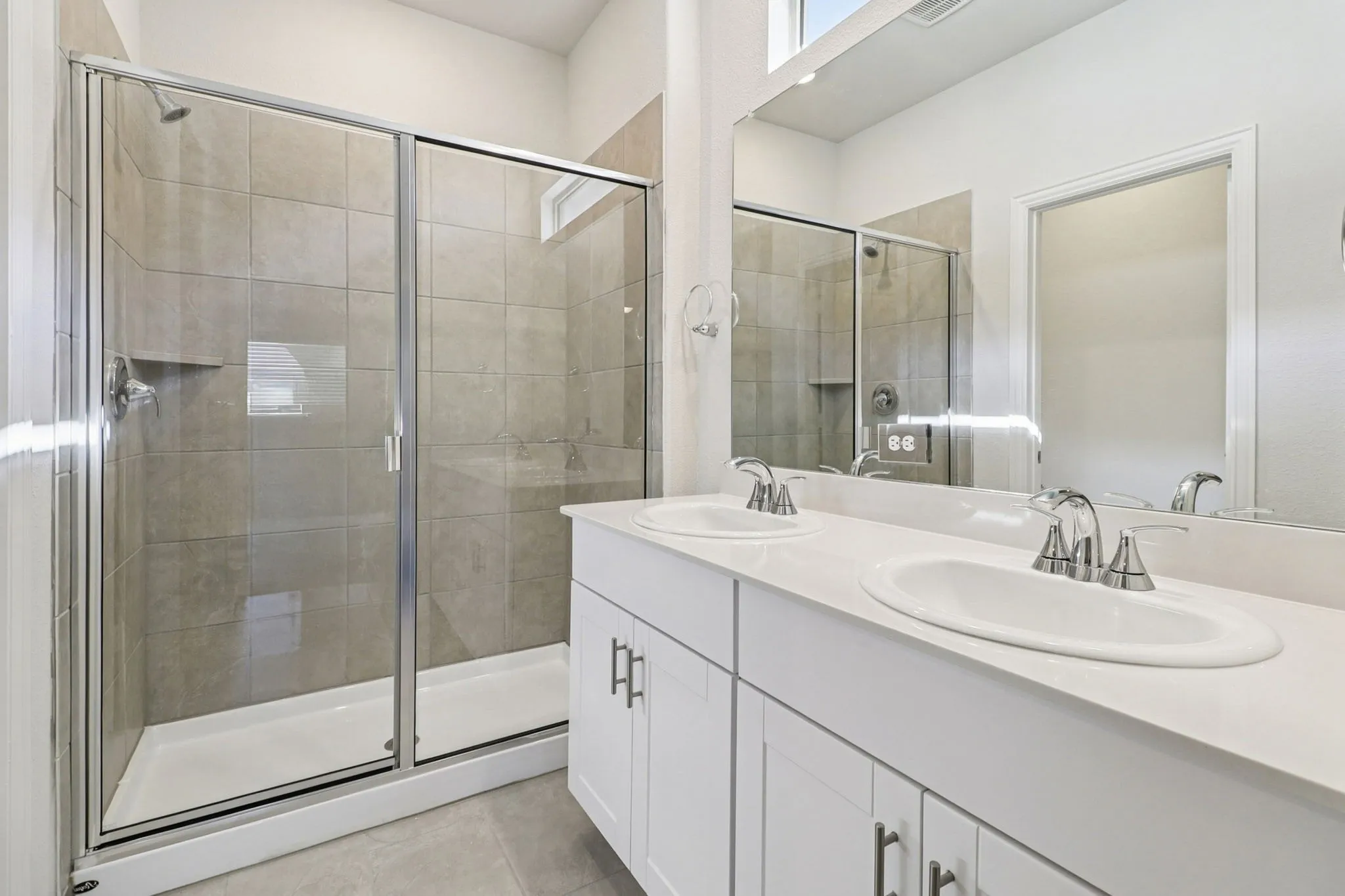Photo is not of the actual home, but is an inspirational photo of builder’s model home and may depict options, furnishings, and/or decorator features that are not included.