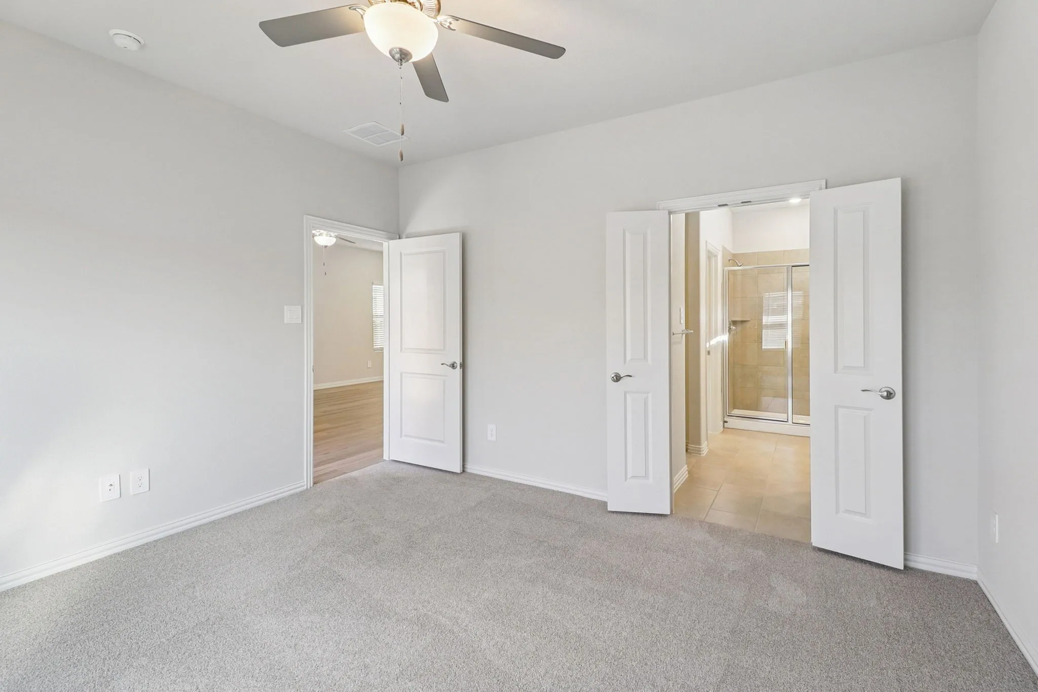 Photo is not of the actual home, but is an inspirational photo of builder’s model home and may depict options, furnishings, and/or decorator features that are not included.
