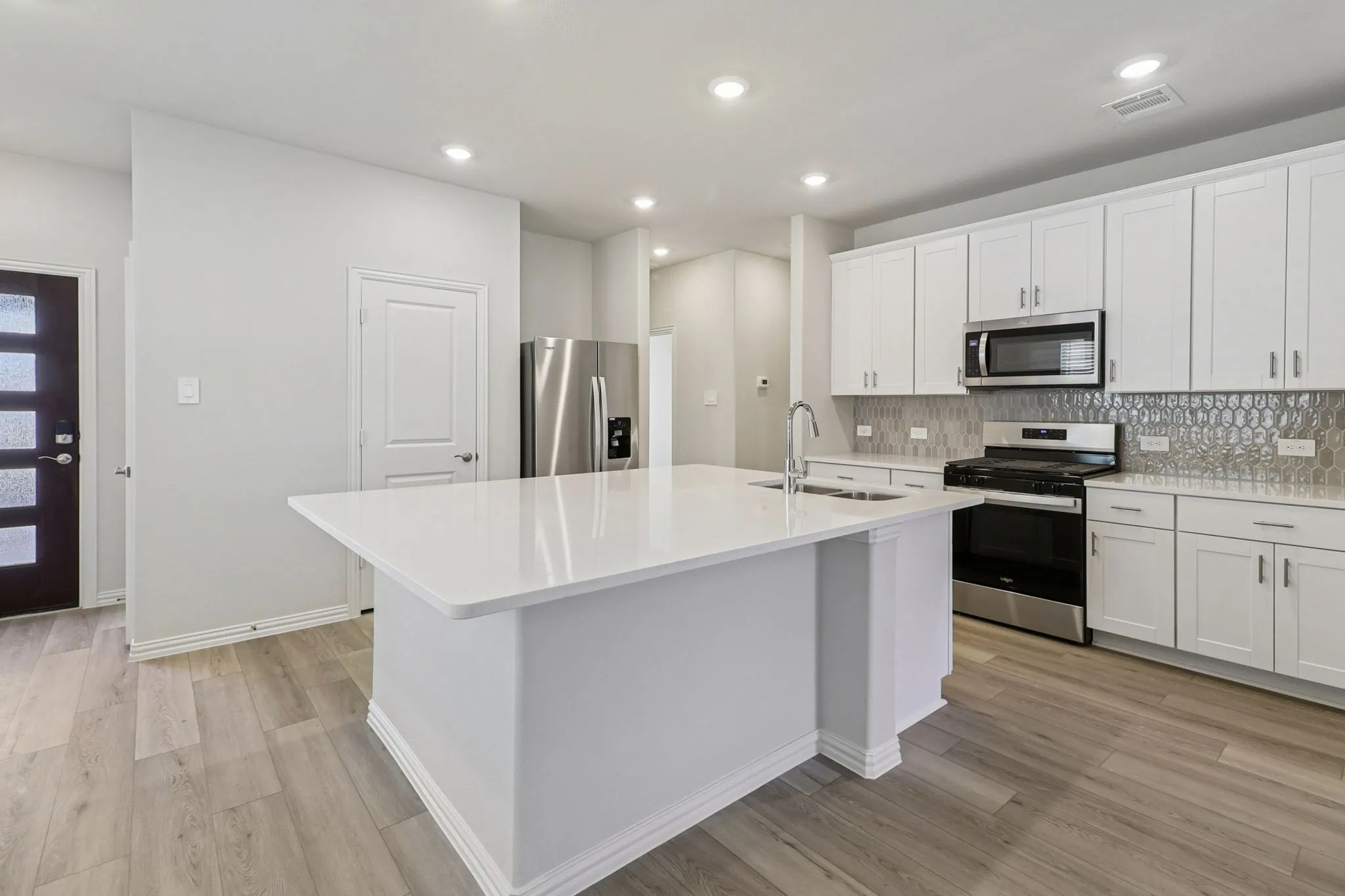 Single Family Residence For Sale in Collin County , 216 Winchester Hill Lane, Princeton, Texas 75071, 3 Bedroom, 2 Bathroom, 2 Garage spaces, 1,270 Sqft, built in 2026, mls#21307010, Real Estate Agent in Princeton, Homes For Sale in Collin county, Homes For Sale in Princeton, Realtor in Princeton Texas, Real Estate Brokerage Independent Realty Texas, Luminita Cordes Realtor