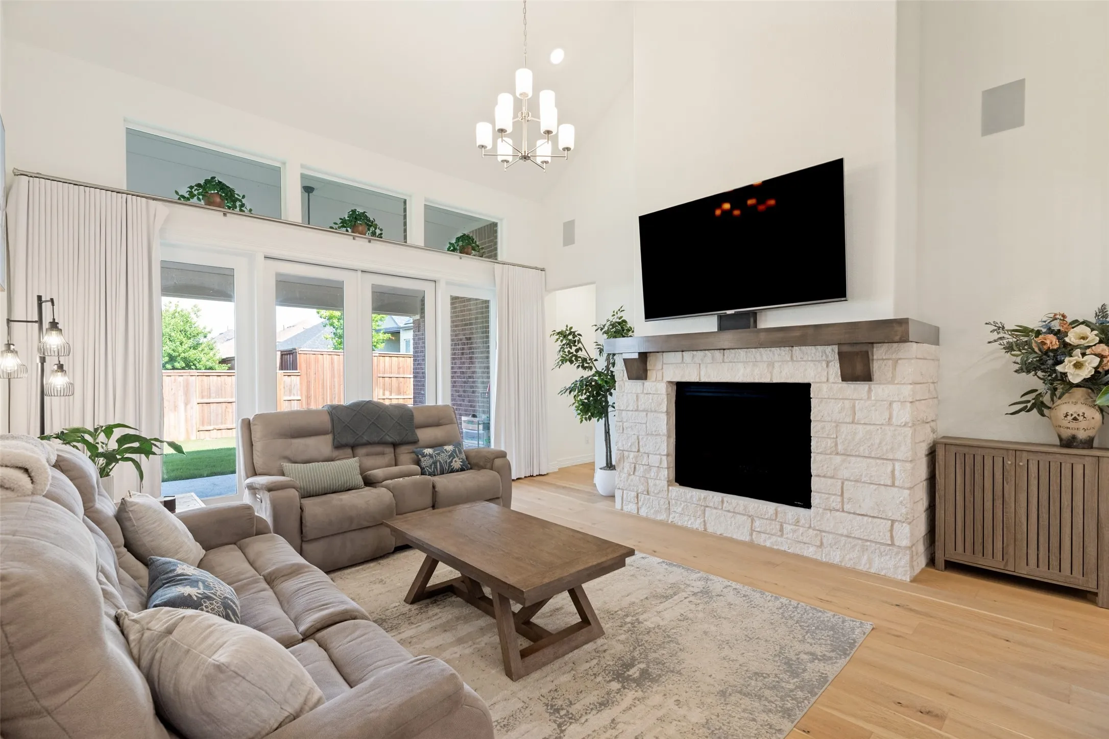 Single Family Residence For Sale in Collin County , 1411 Maplewood Drive, Prosper, Texas 75078, 4 Bedroom, 4 Bathroom, 2 Garage spaces, 3,441 Sqft, built in 2022, mls#21306210, Real Estate Agent in Prosper, Homes For Sale in Collin county, Homes For Sale in Prosper, Realtor in Prosper Texas, Real Estate Brokerage Independent Realty Texas, Luminita Cordes Realtor