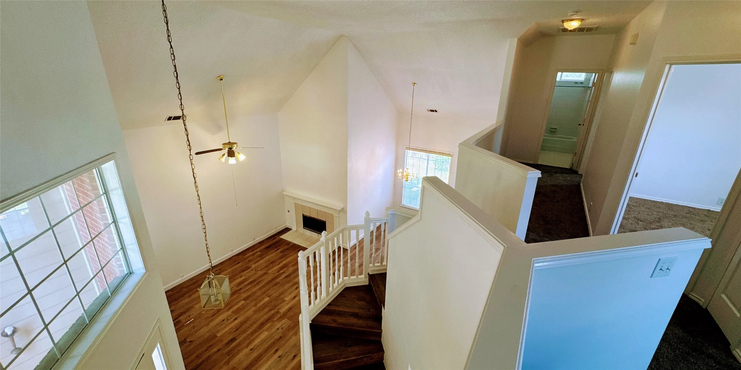 Single Family Residence For Sale in Collin County , 7208 Chateau Drive, Frisco, Texas 75035, 3 Bedroom, 3 Bathroom, 2 Garage spaces, 1,792 Sqft, built in 1995, mls#21307384, Real Estate Agent in Frisco, Homes For Sale in Collin county, Homes For Sale in Frisco, Realtor in Frisco Texas, Real Estate Brokerage Independent Realty Texas, Luminita Cordes Realtor