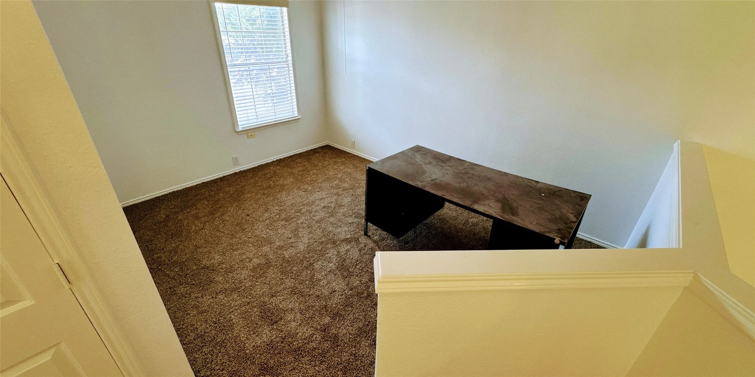 Single Family Residence For Sale in Collin County , 7208 Chateau Drive, Frisco, Texas 75035, 3 Bedroom, 3 Bathroom, 2 Garage spaces, 1,792 Sqft, built in 1995, mls#21307384, Real Estate Agent in Frisco, Homes For Sale in Collin county, Homes For Sale in Frisco, Realtor in Frisco Texas, Real Estate Brokerage Independent Realty Texas, Luminita Cordes Realtor